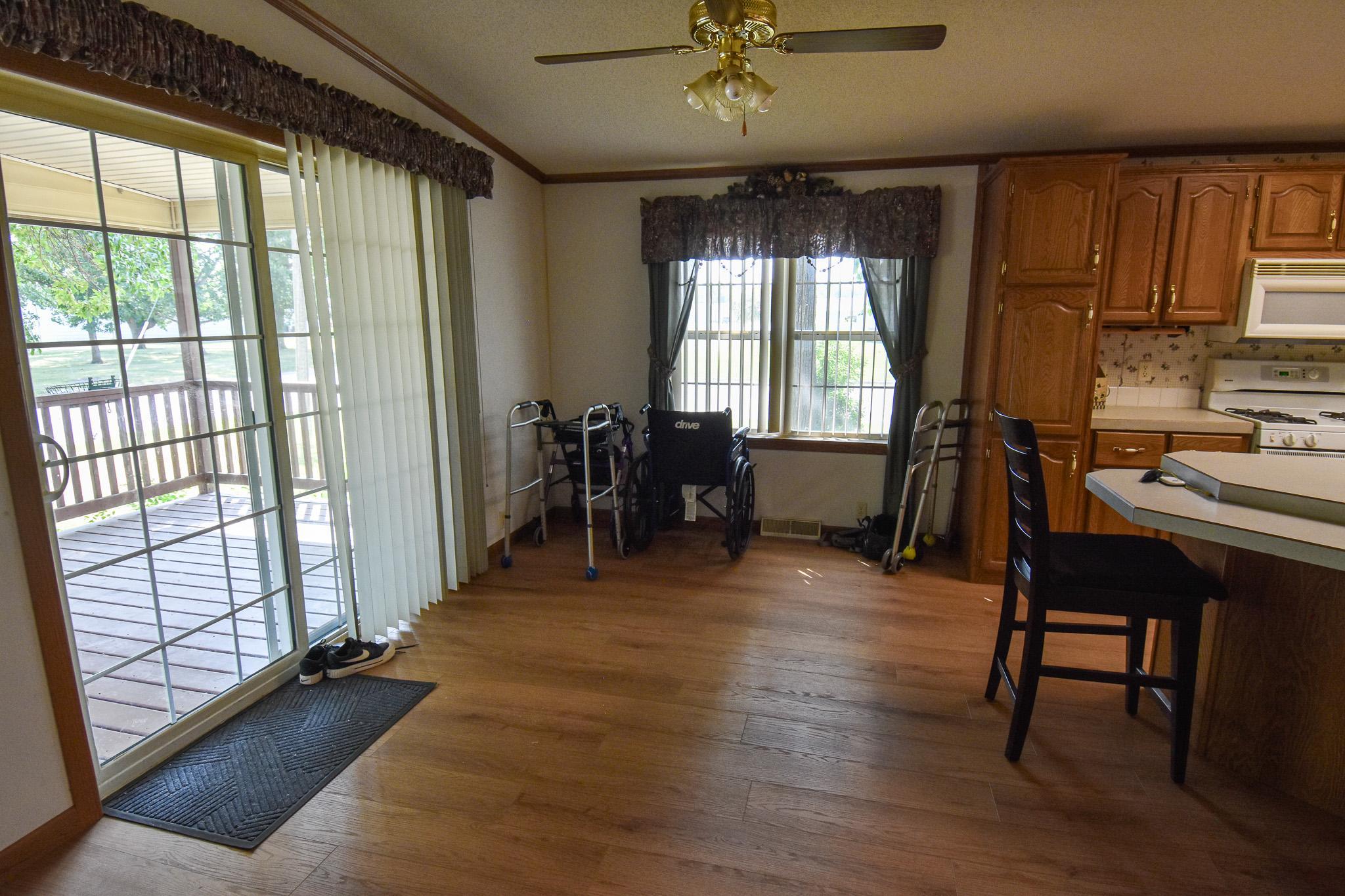 230 4th Street Property Photo 14