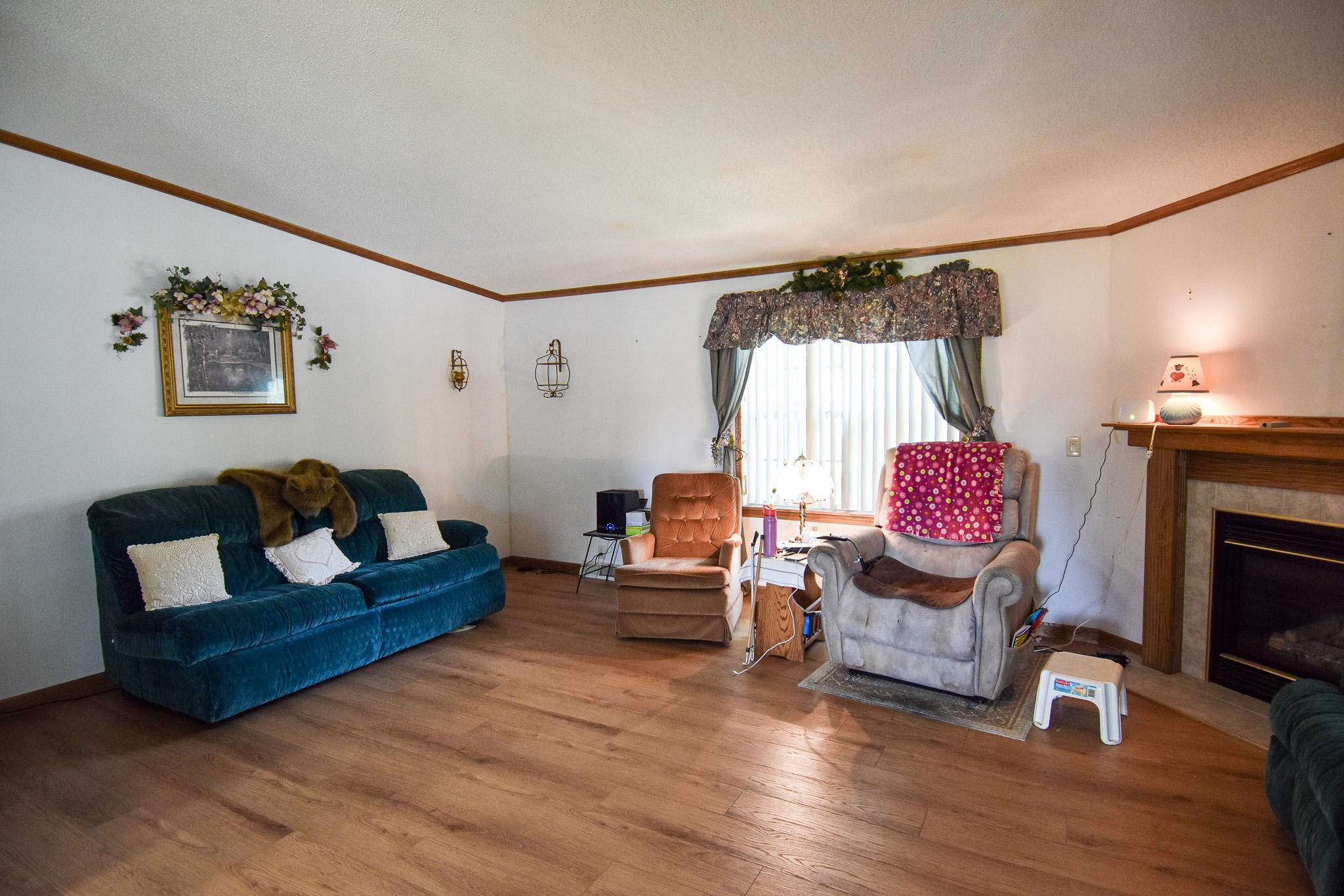 230 4th Street Property Photo 15