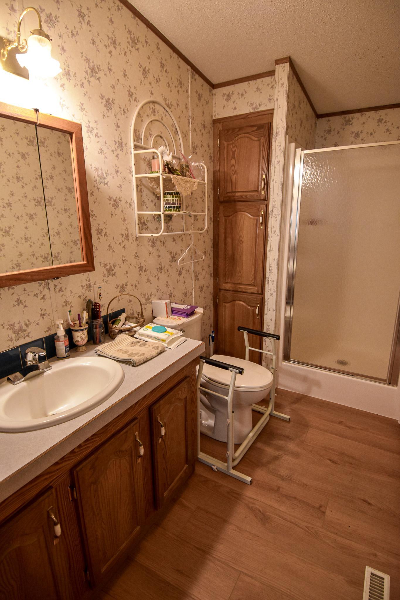 230 4th Street Property Photo 23