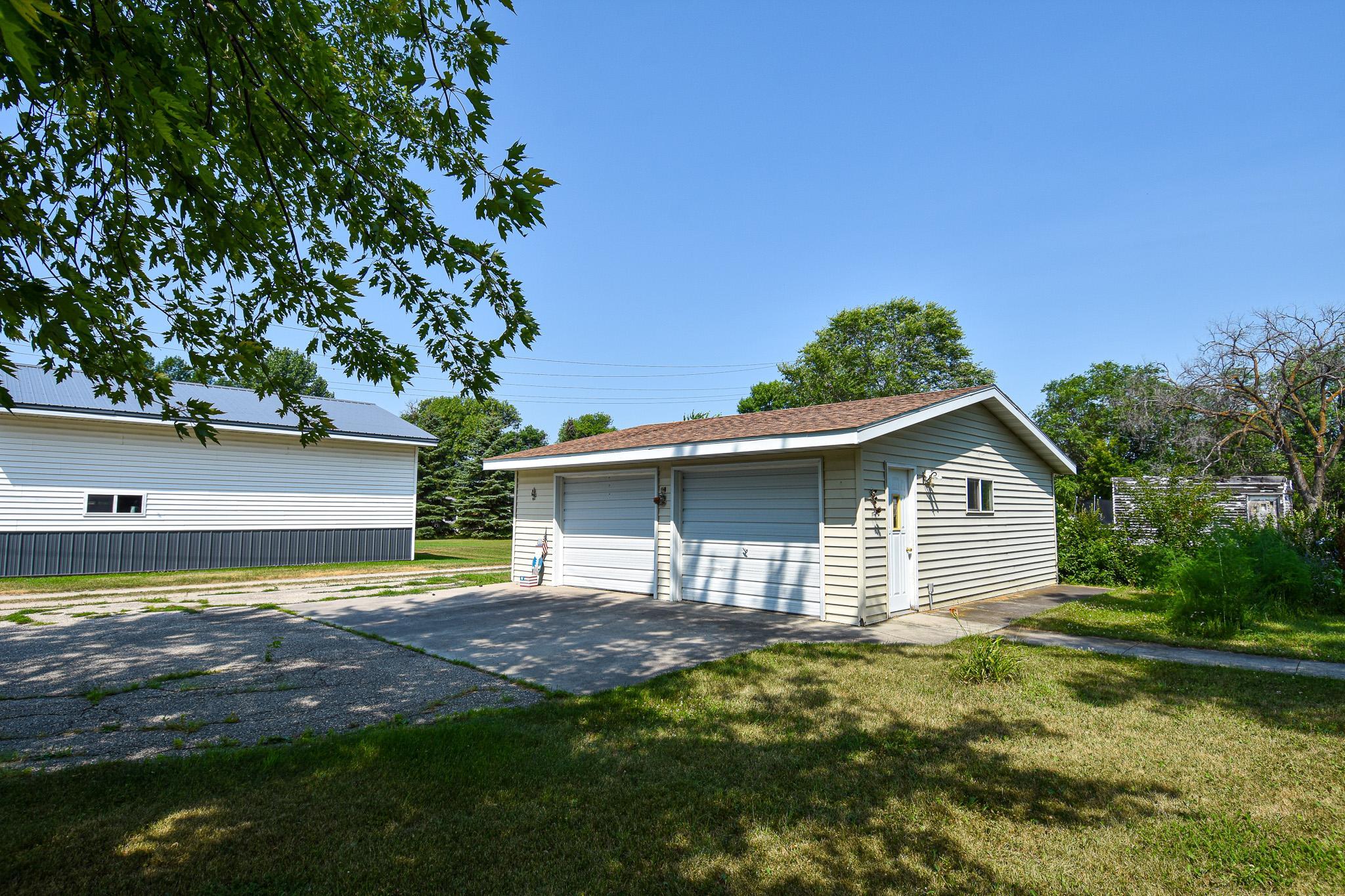 230 4th Street Property Photo 37