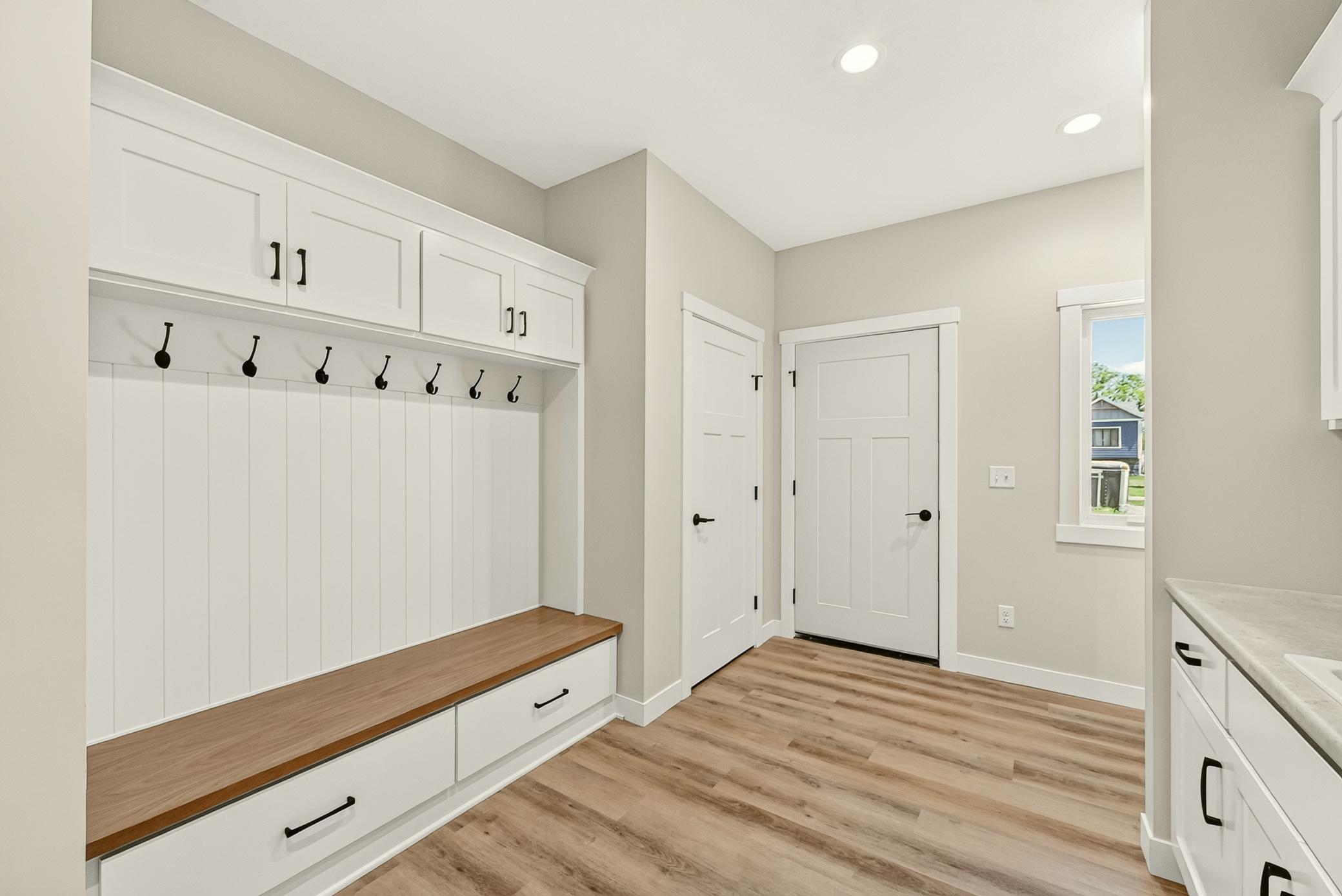 1507 14th Ave Ne Property Photo 5