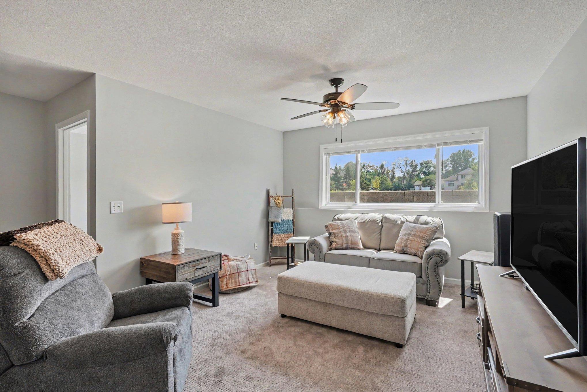38268 Explorer Circle 912 Property Photo 12