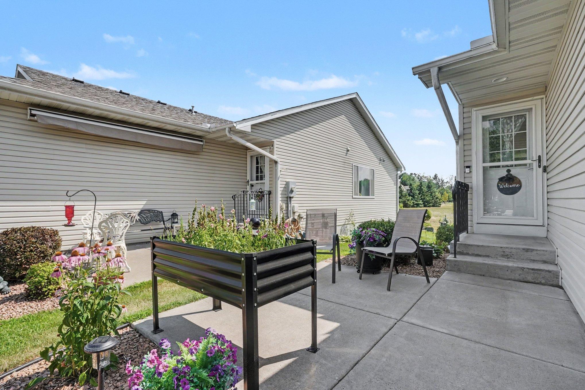 38268 Explorer Circle 912 Property Photo 17