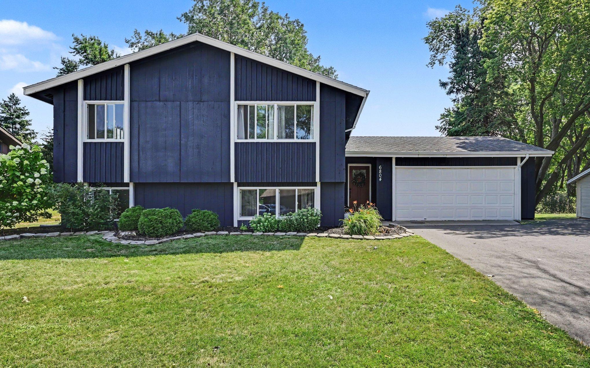 6804 Forestview Lane N Property Photo 1