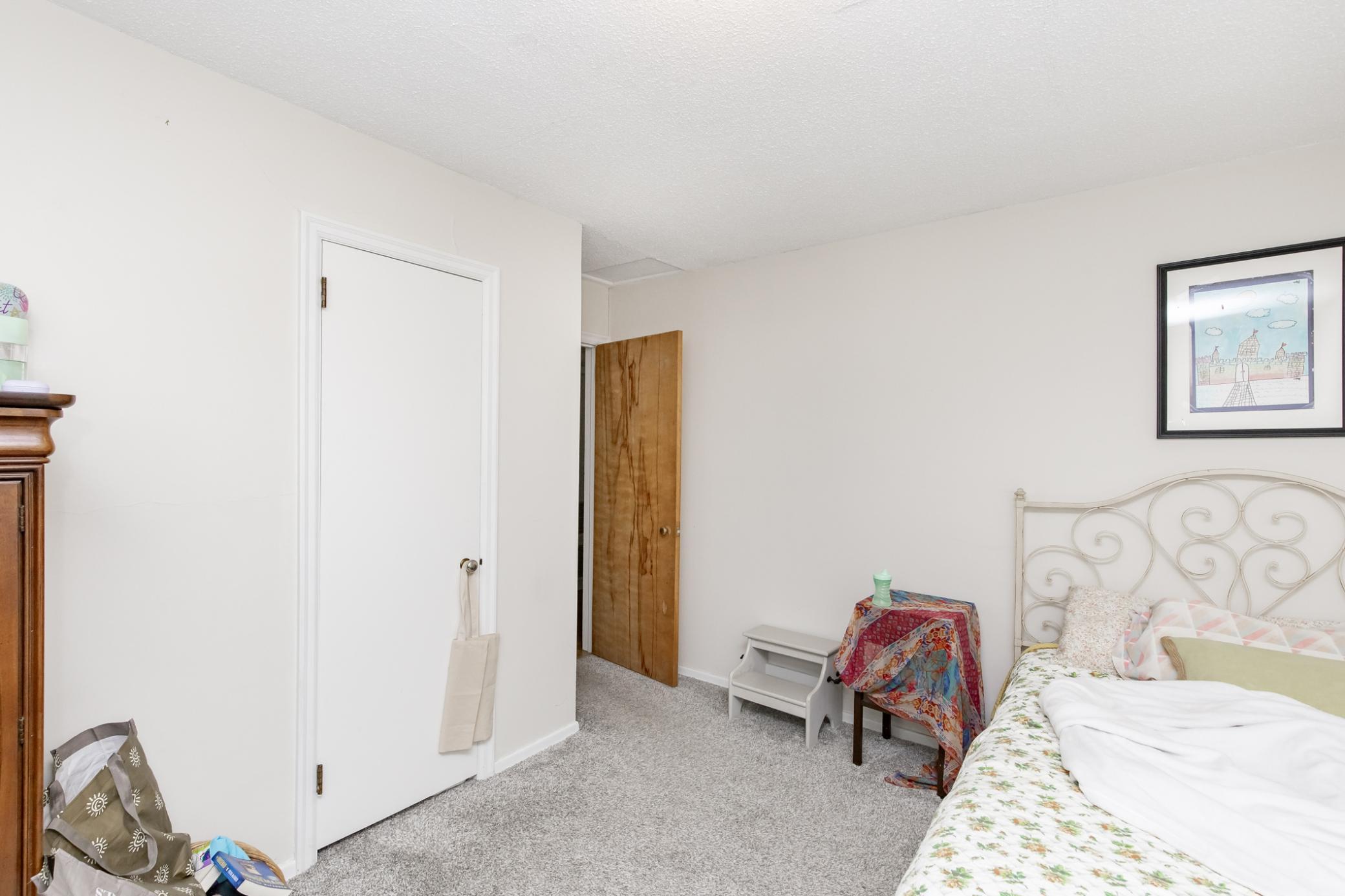 1601-1603 Broadway N Property Photo 16