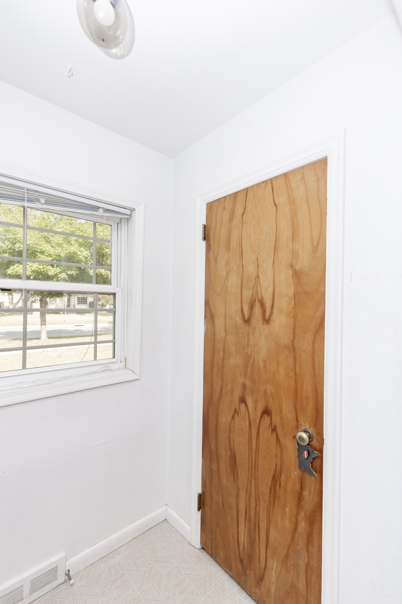 1601-1603 Broadway N Property Photo 24