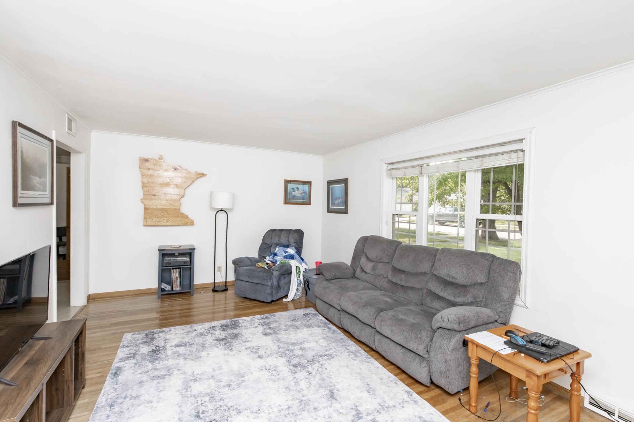 1601-1603 Broadway N Property Photo 25