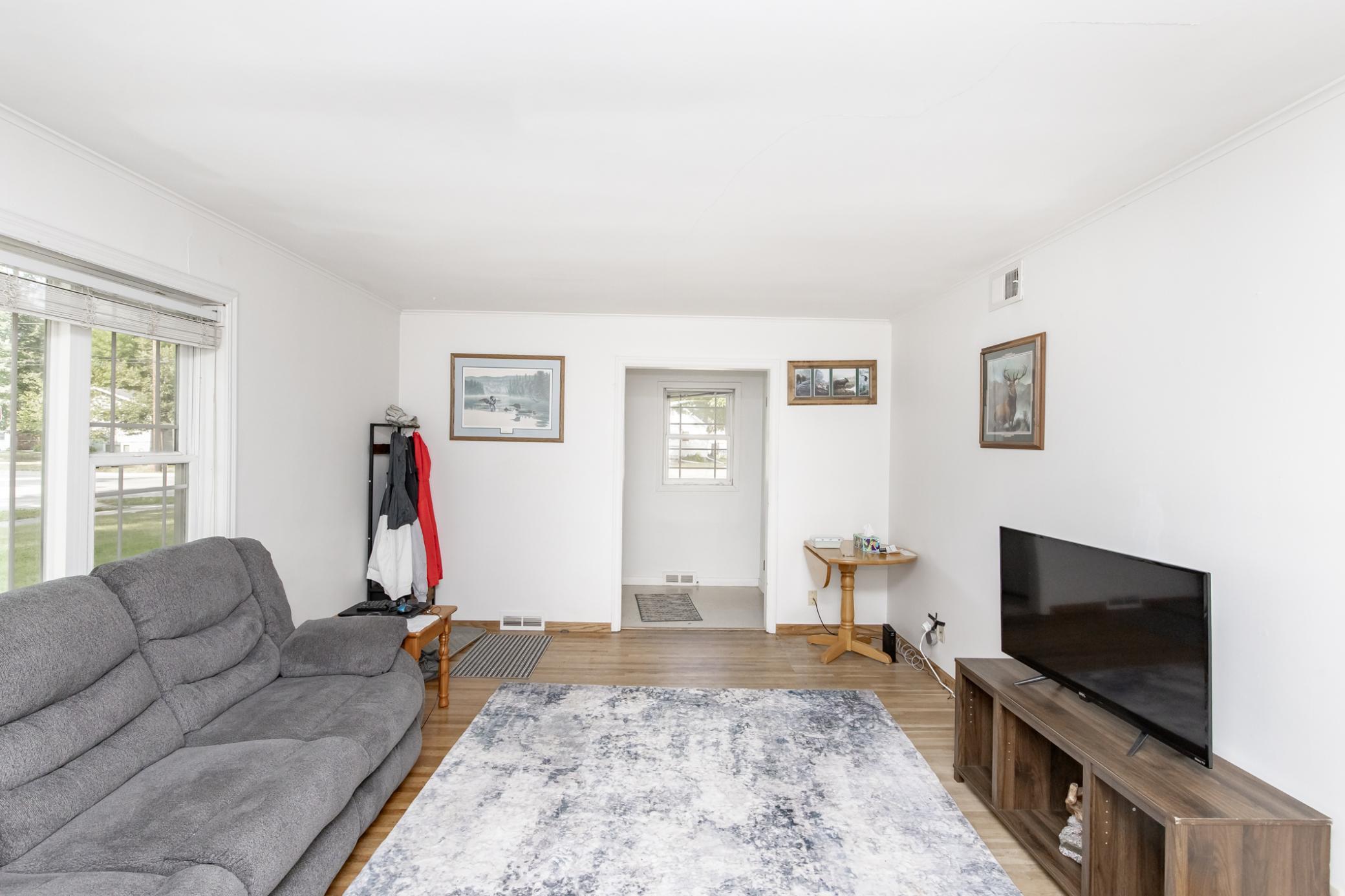1601-1603 Broadway N Property Photo 26