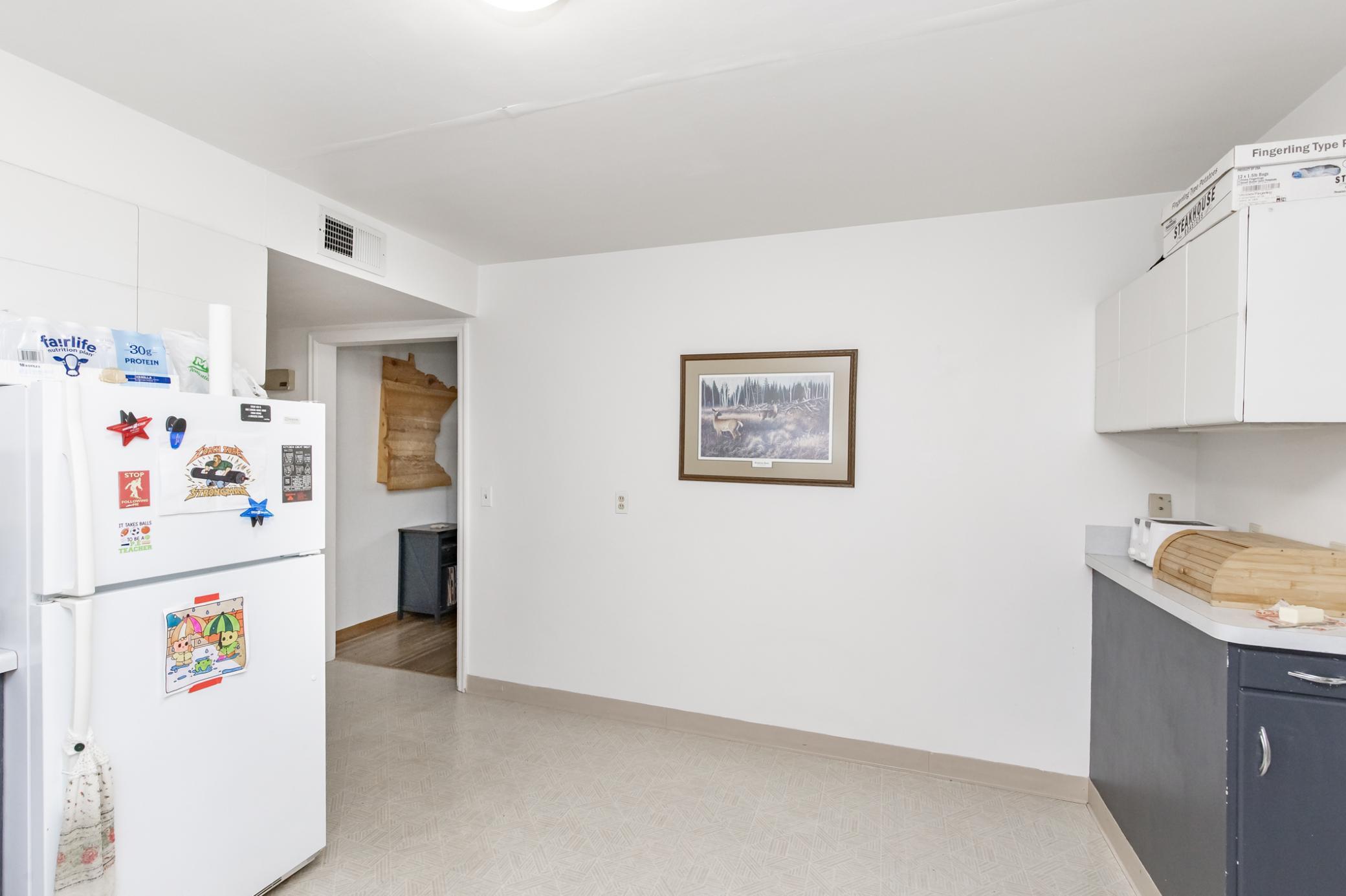 1601-1603 Broadway N Property Photo 28