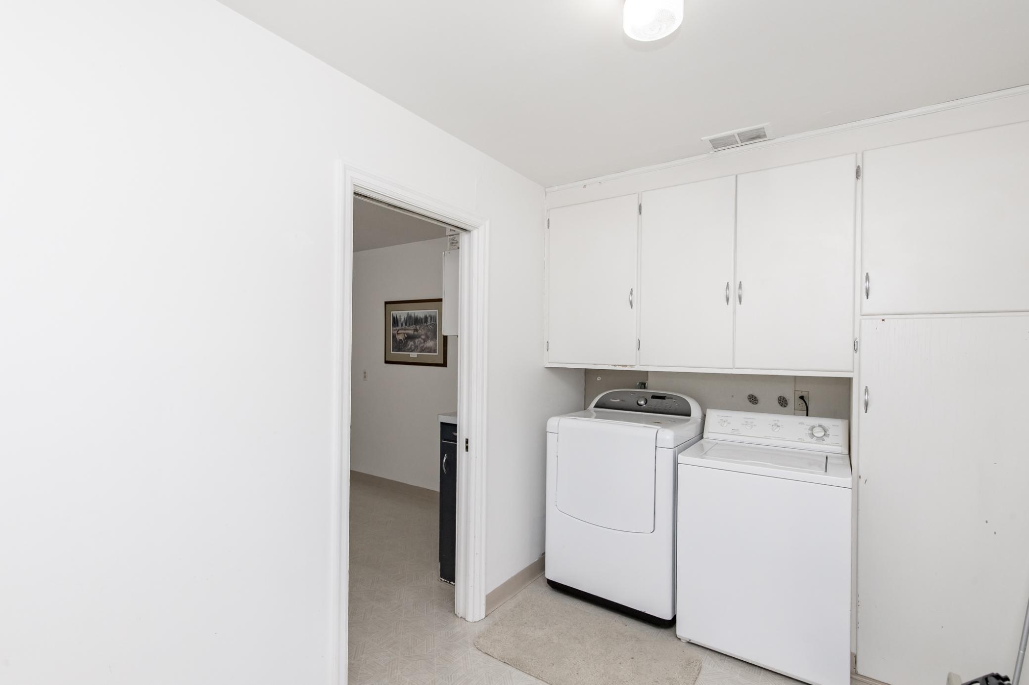 1601-1603 Broadway N Property Photo 32