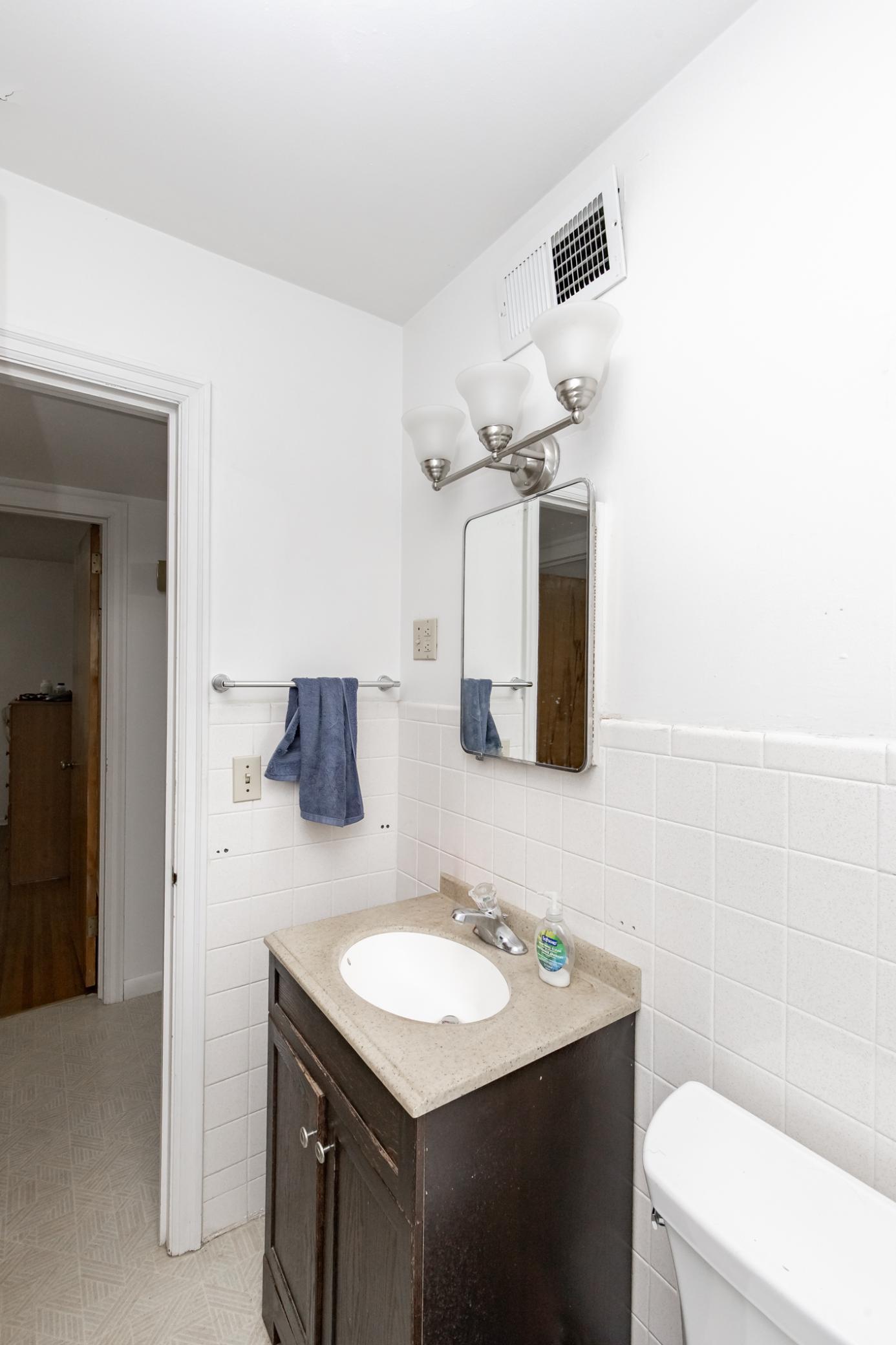 1601-1603 Broadway N Property Photo 39