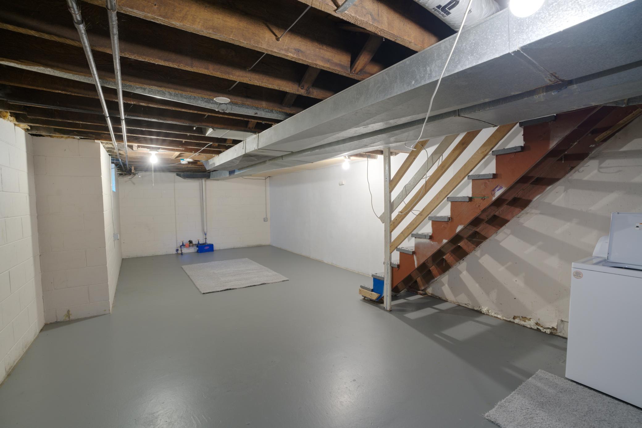 141 York Avenue Property Photo 14
