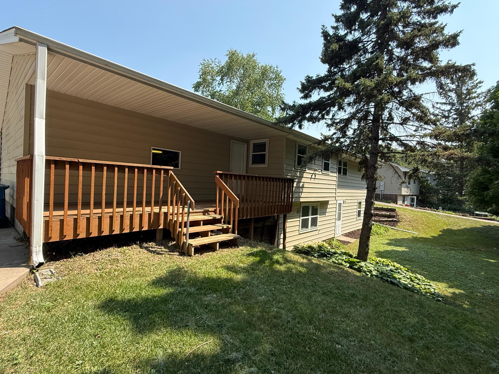 6573 Berkshire Lane N Property Photo 2