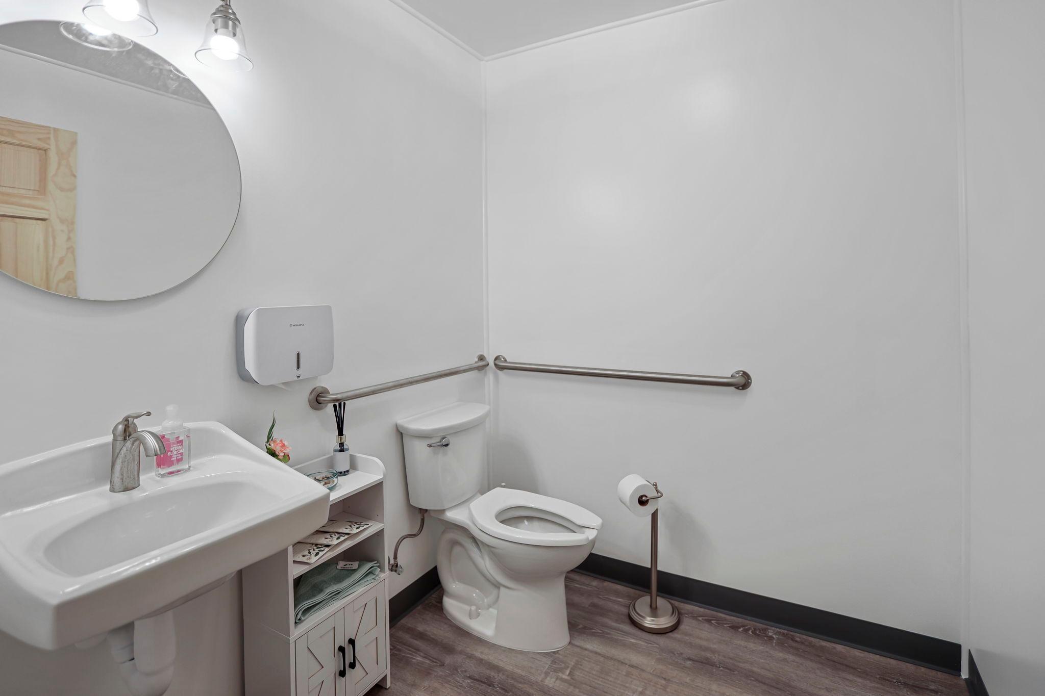 213 Central Avenue N Property Photo 53
