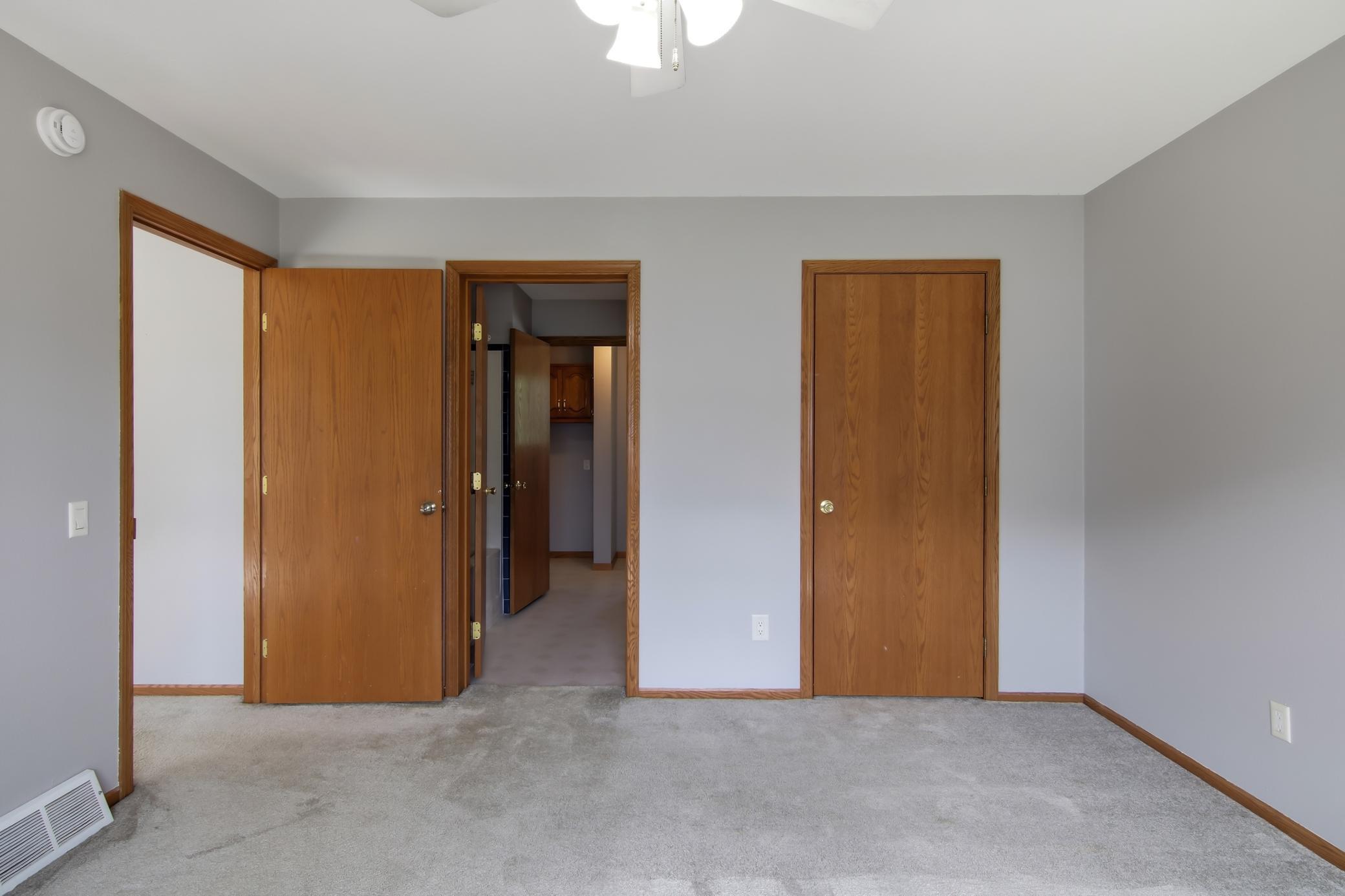 500 N Sheppard Street Property Photo 15