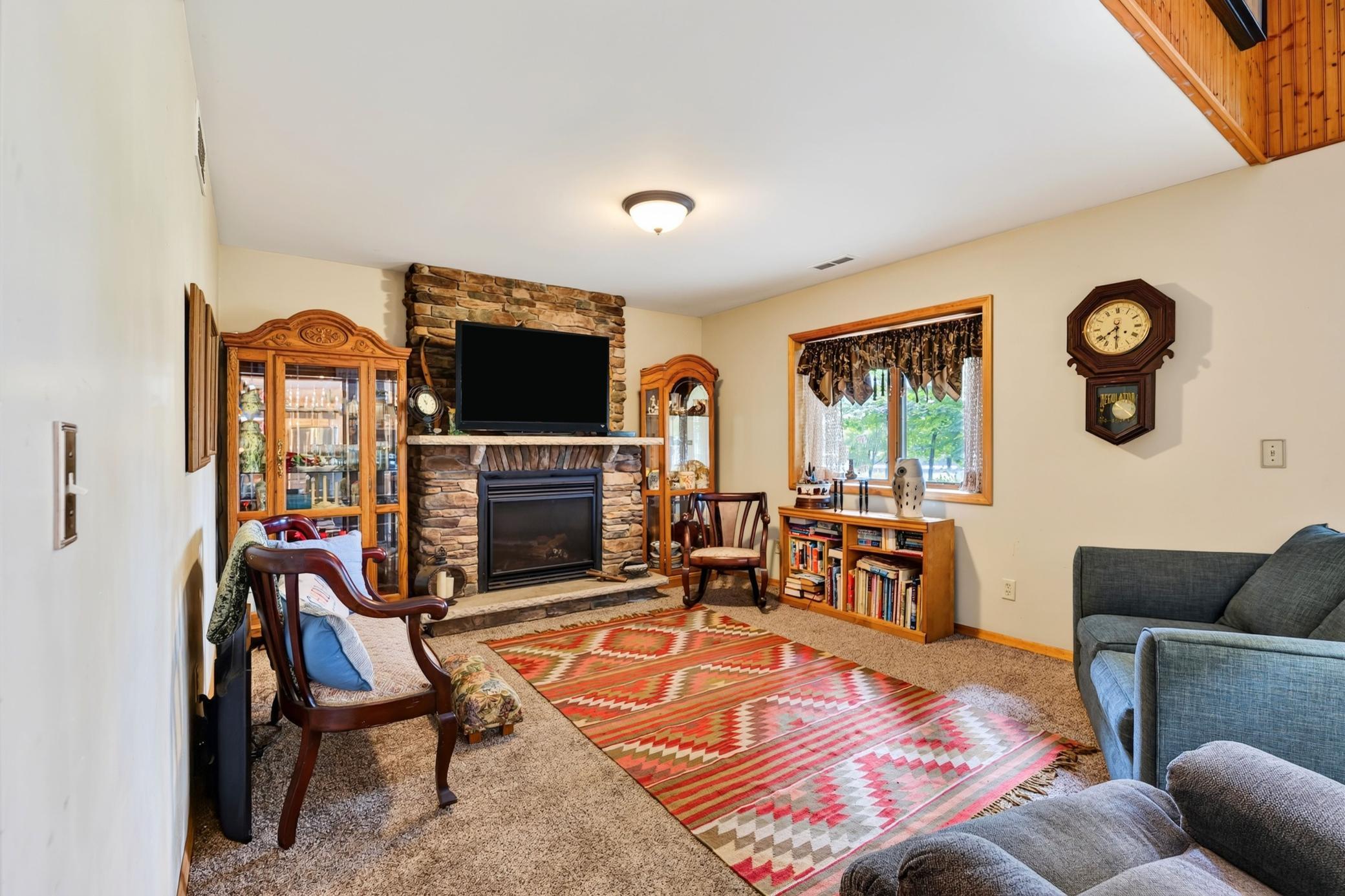 318 Wennenberg Shore Drive Property Photo 14