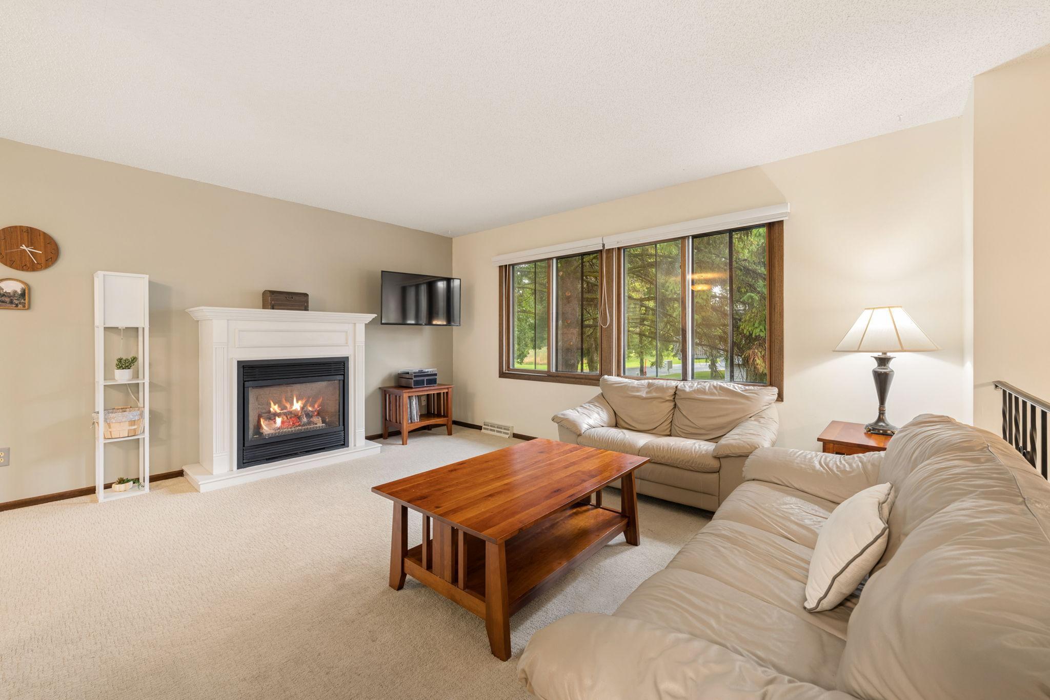 899 Lawnview Avenue Property Photo 3