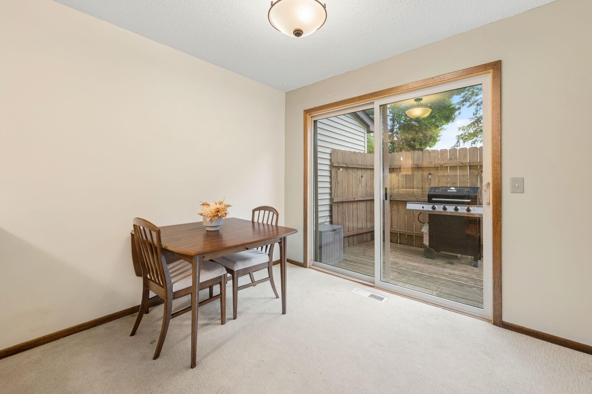 899 Lawnview Avenue Property Photo 7