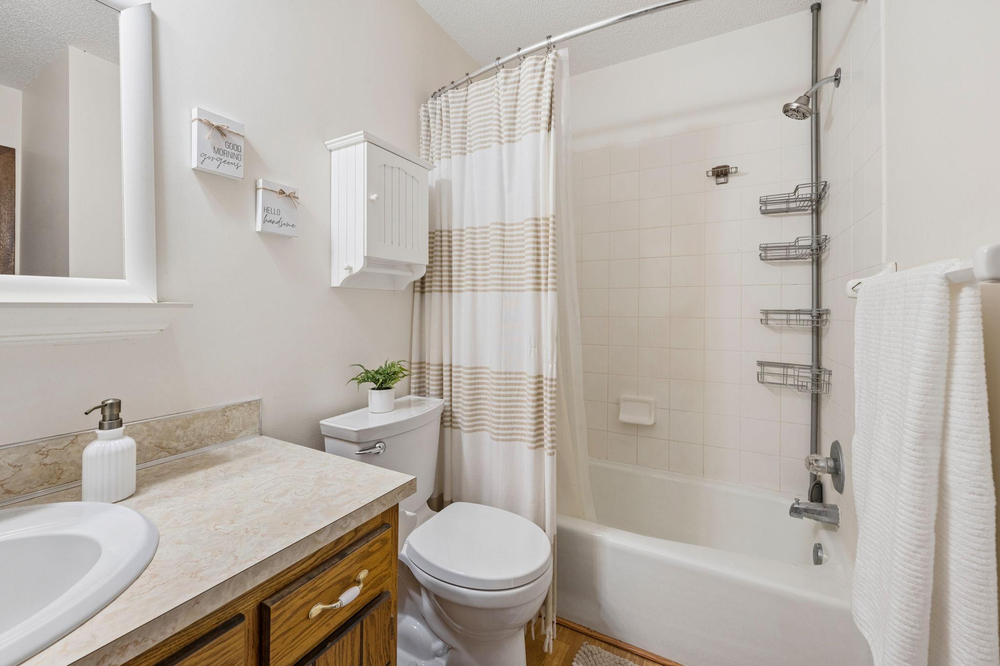899 Lawnview Avenue Property Photo 14
