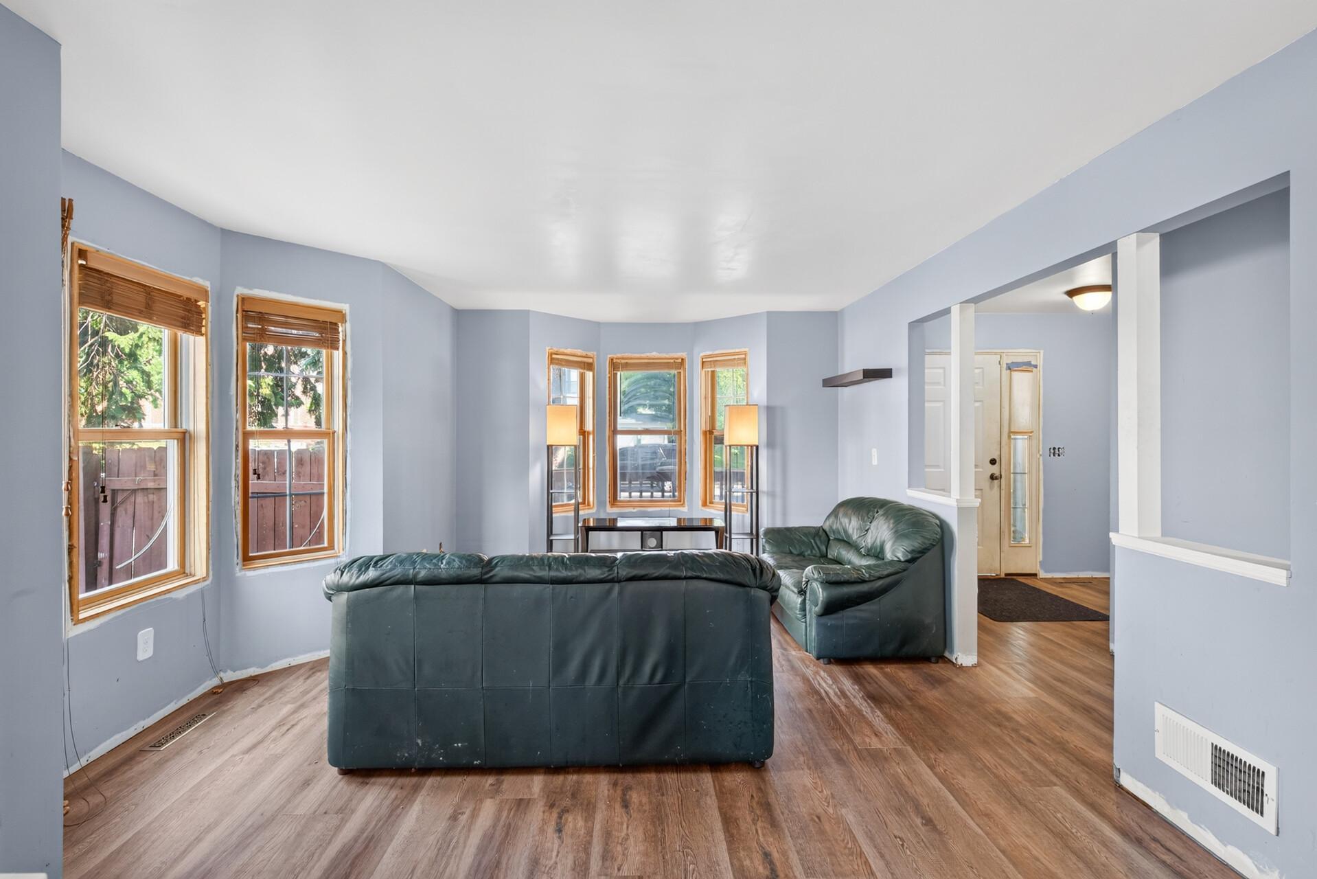1907 25th Avenue N Property Photo 6