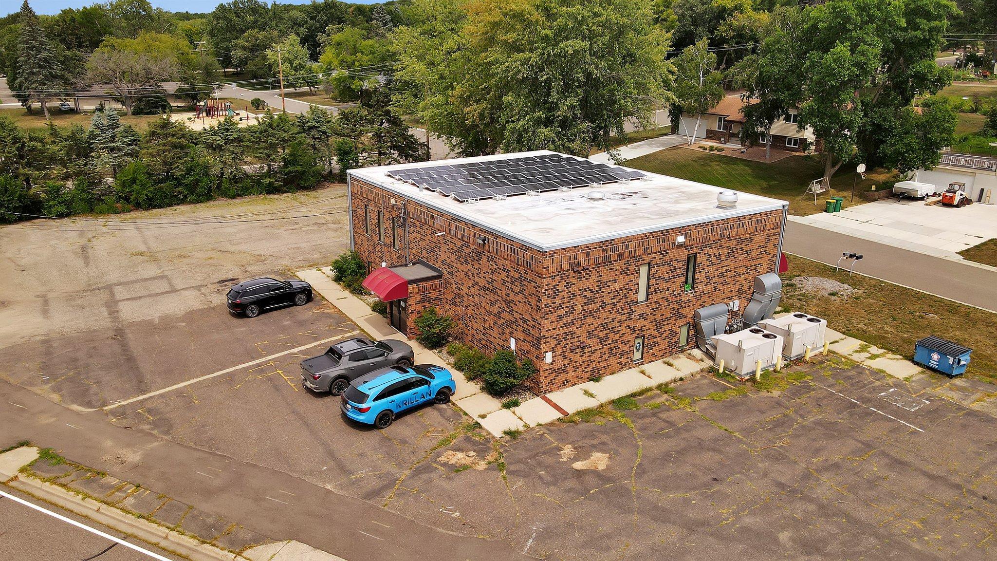 304 1st Avenue E Property Photo 1