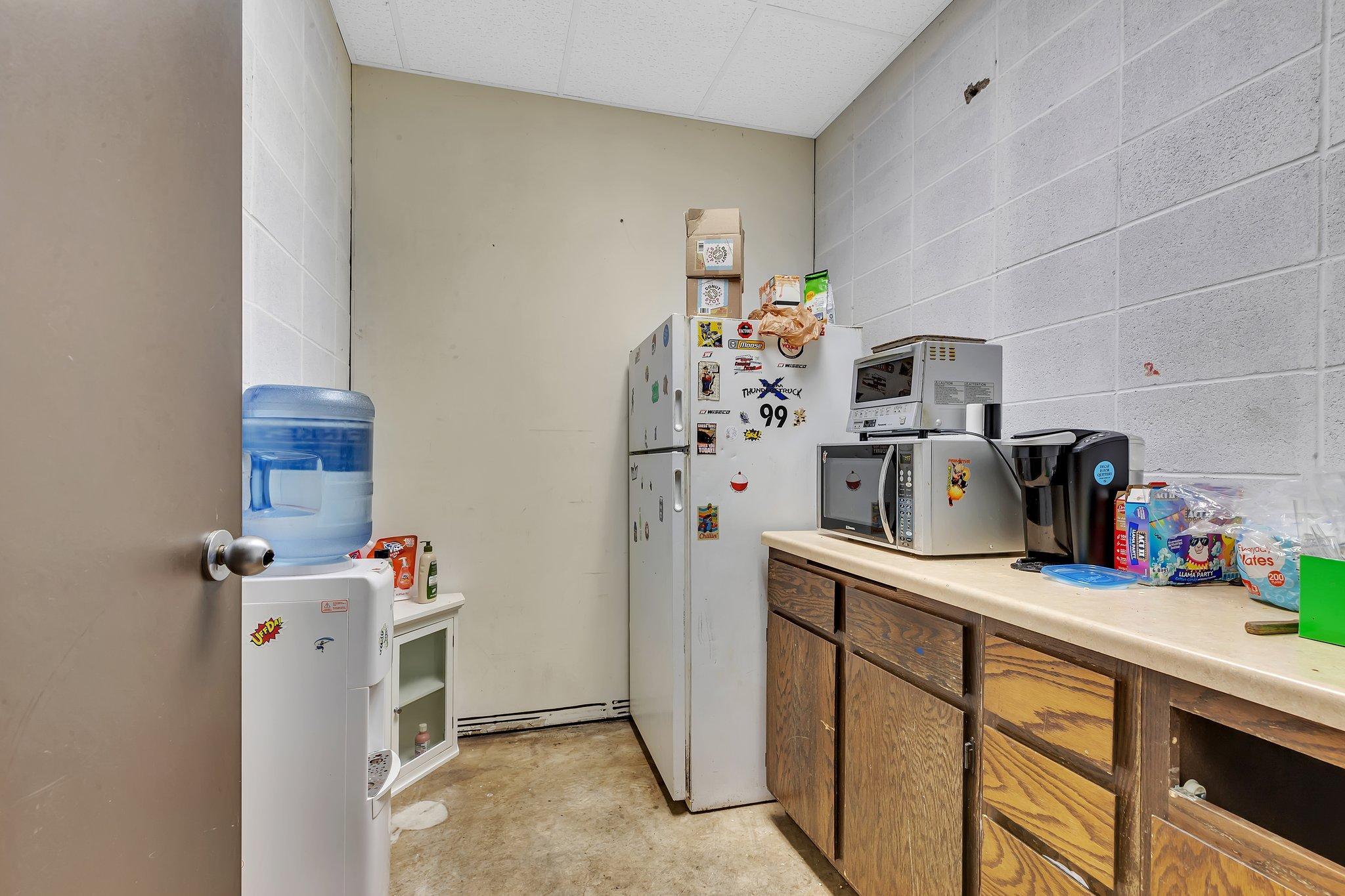 304 1st Avenue E Property Photo 23