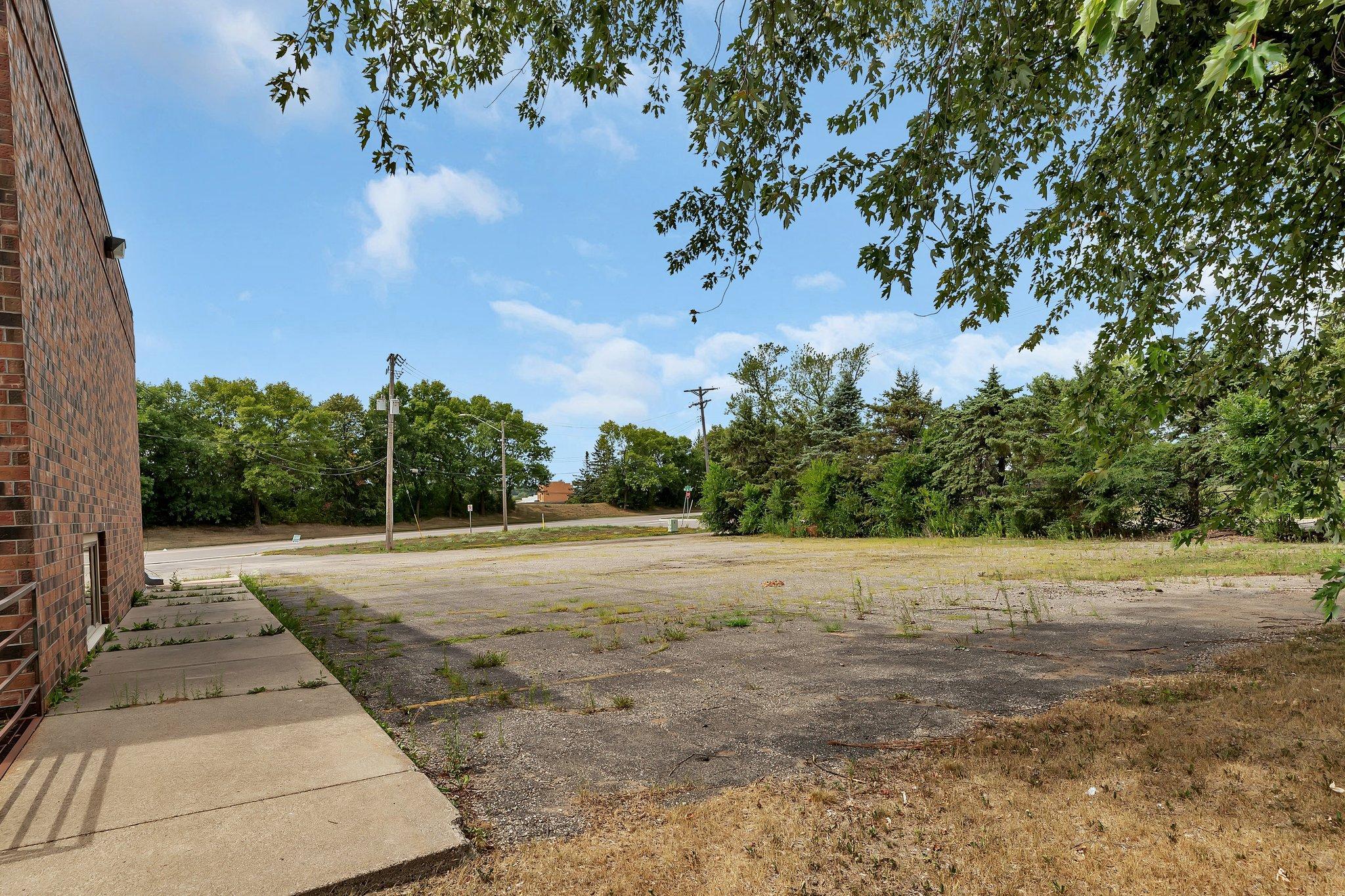 304 1st Avenue E Property Photo 27