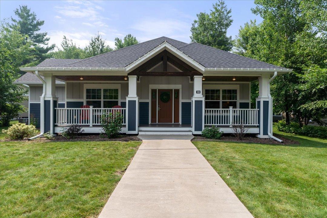 Grand View Lodge #598 24305 Fairway Pines Drive Property Photo 1