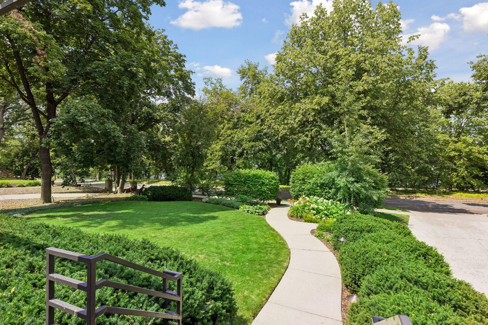4847 E Lake Harriet Parkway Property Photo 60
