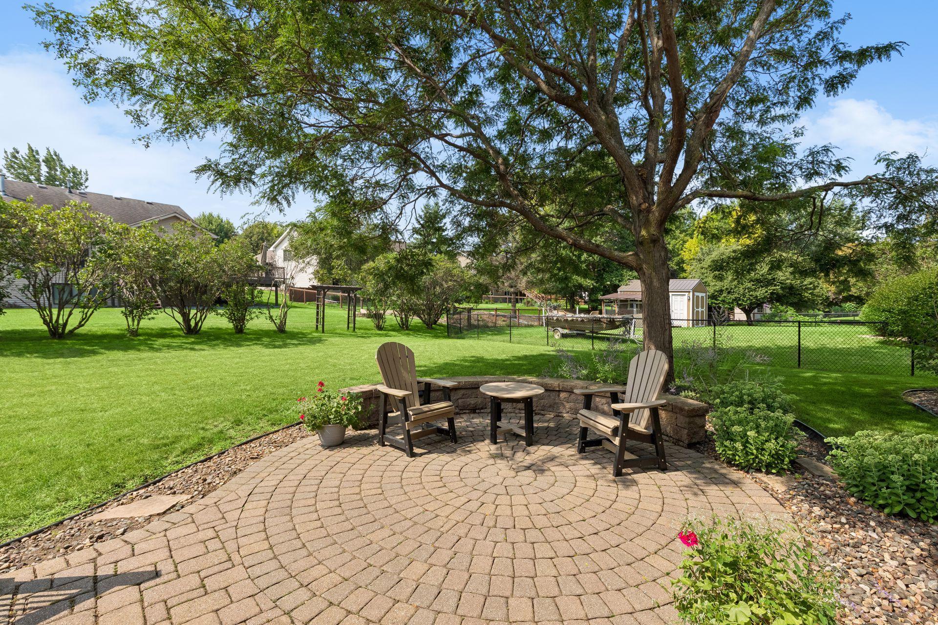 18832 Exclusive Path Property Photo 6