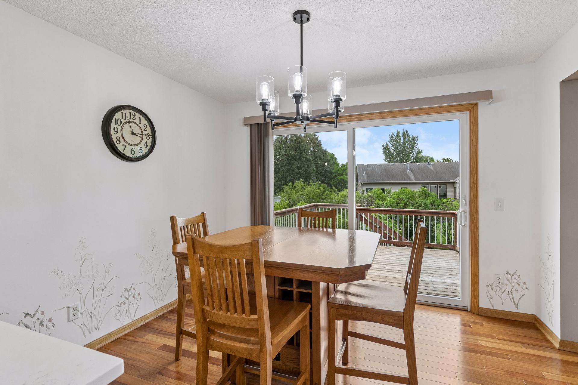 18832 Exclusive Path Property Photo 11