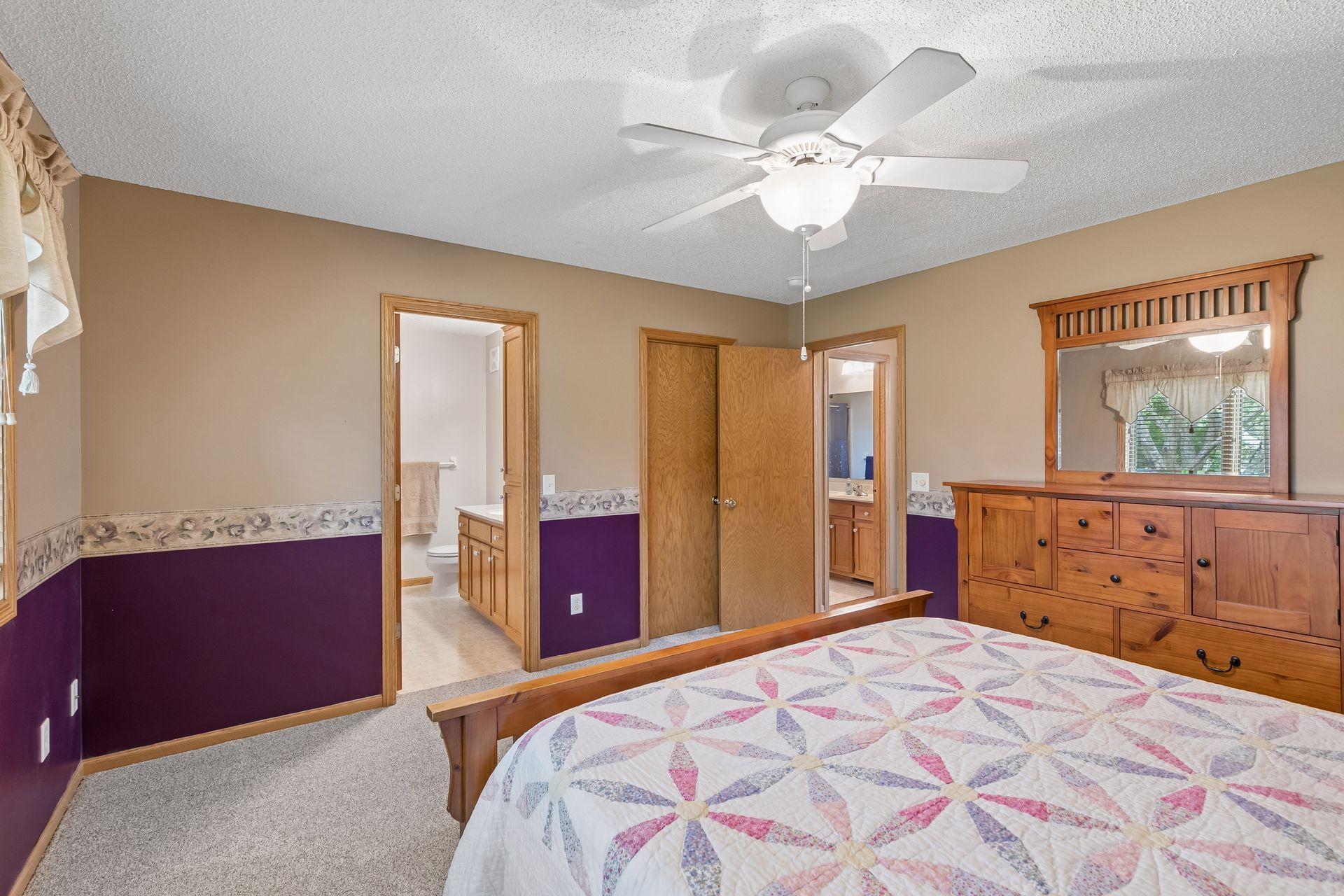 18832 Exclusive Path Property Photo 14