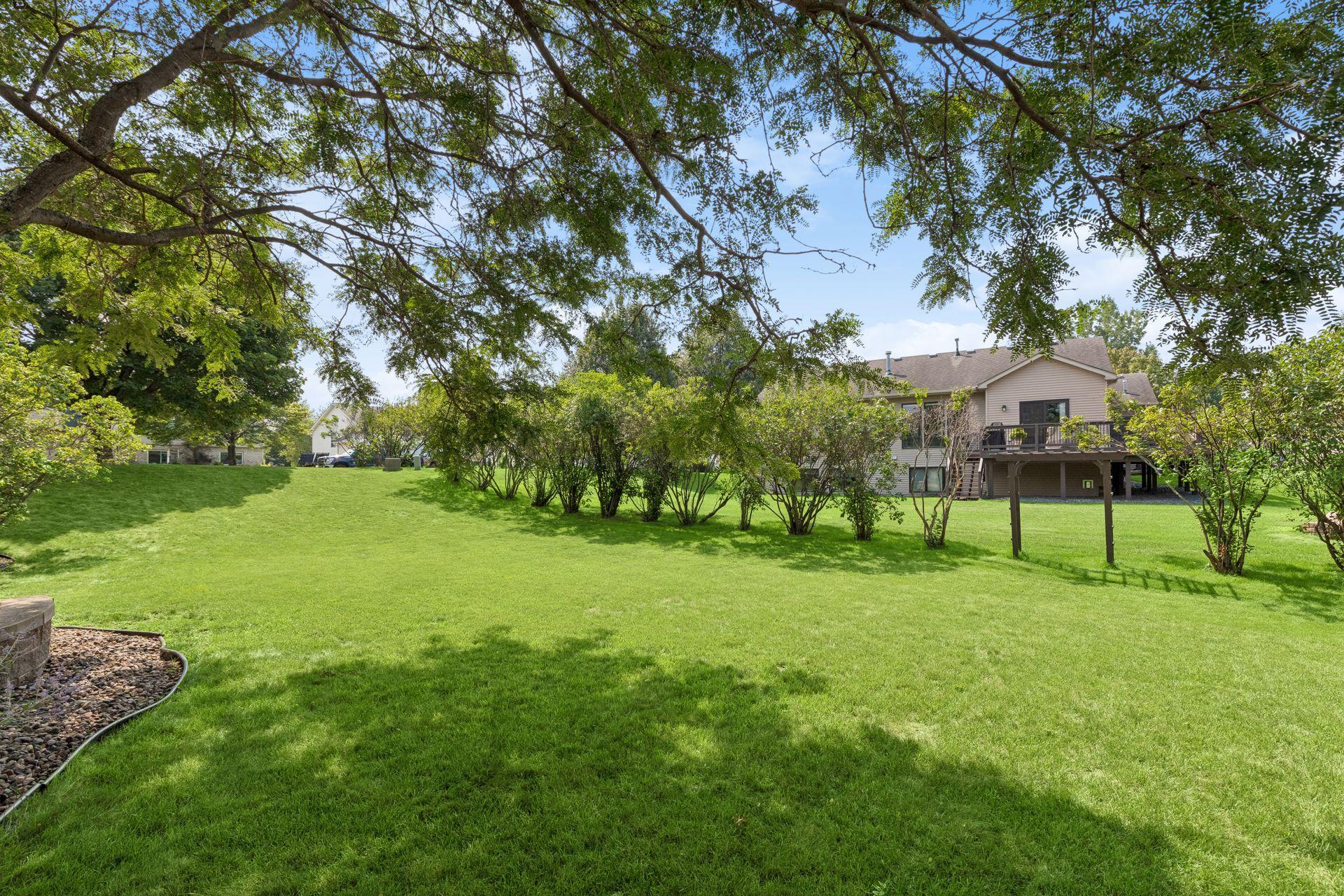 18832 Exclusive Path Property Photo 24
