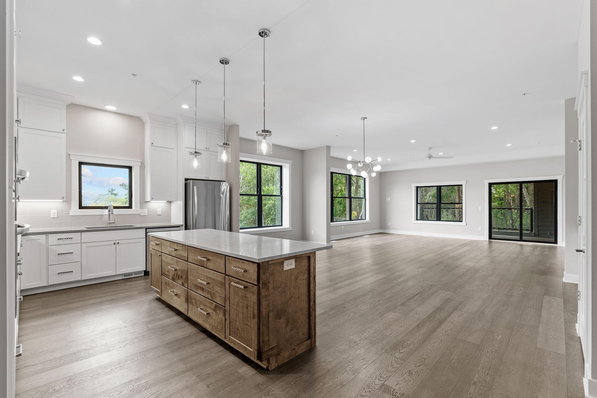 5754 Shady Oak Road S 2 Property Photo 4