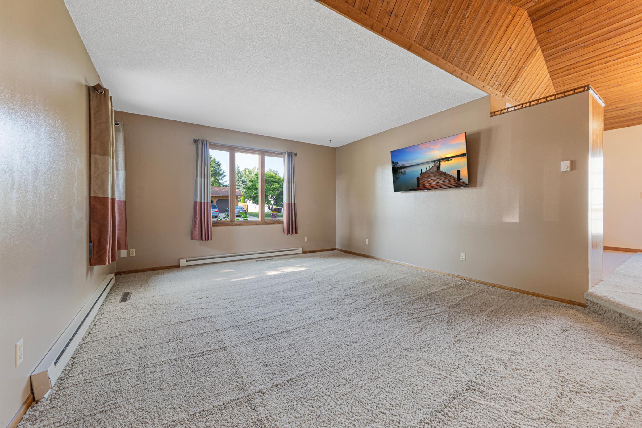 400 Beverly Street Property Photo 6