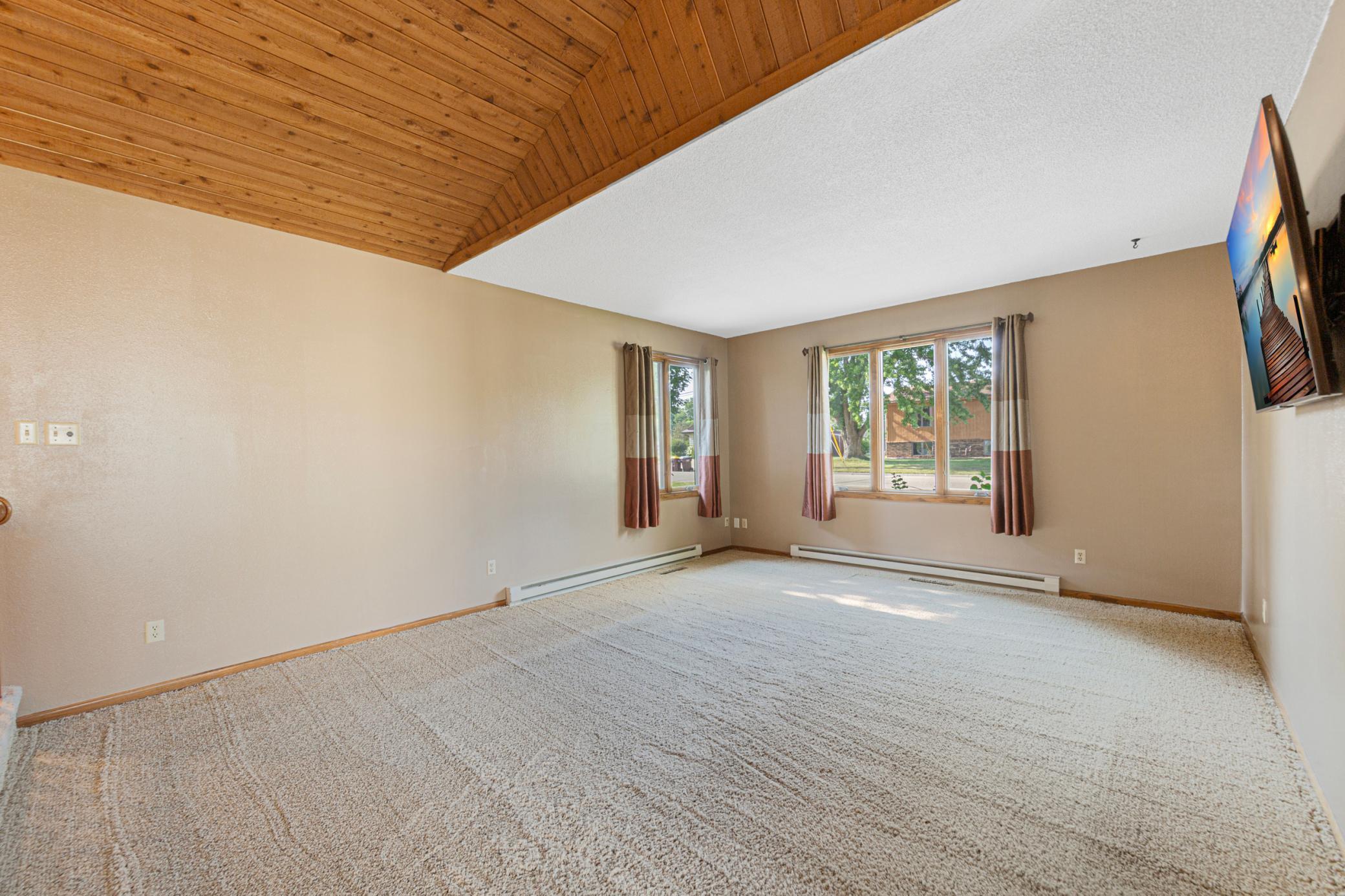 400 Beverly Street Property Photo 7