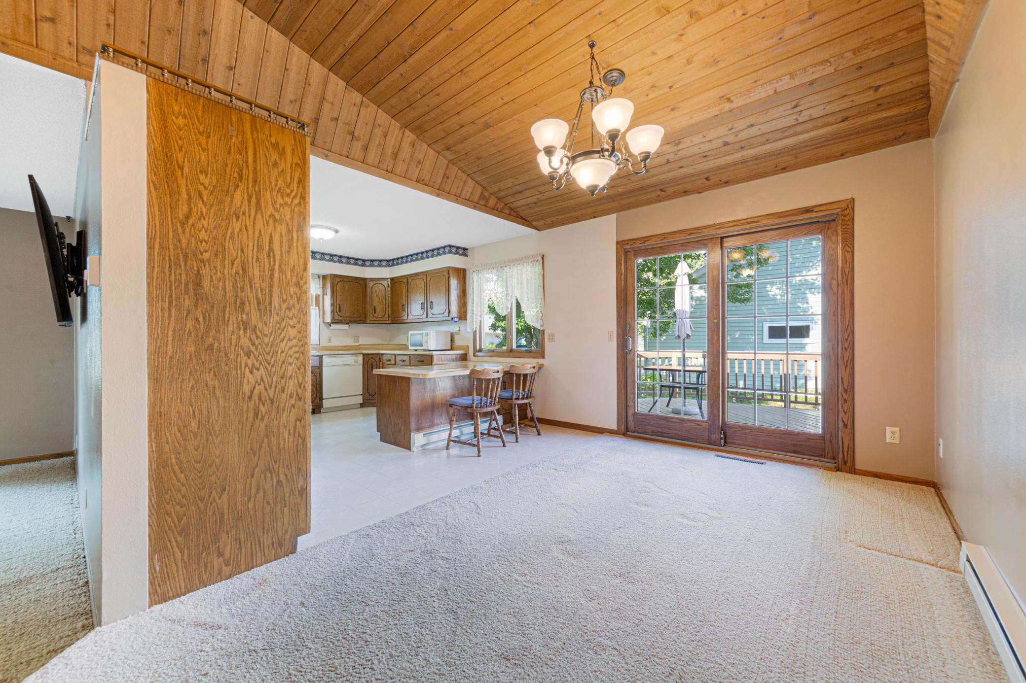 400 Beverly Street Property Photo 11