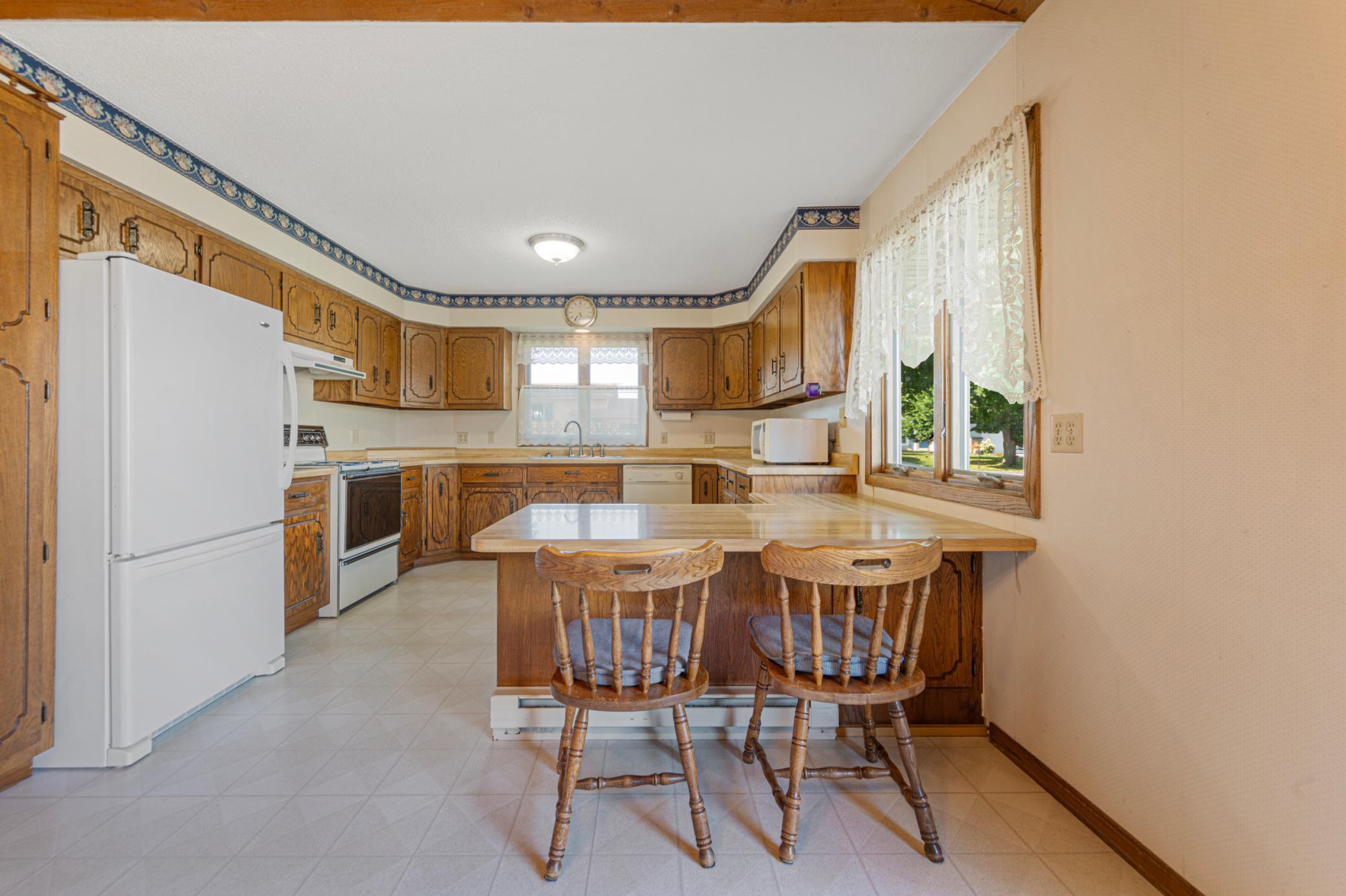 400 Beverly Street Property Photo 12