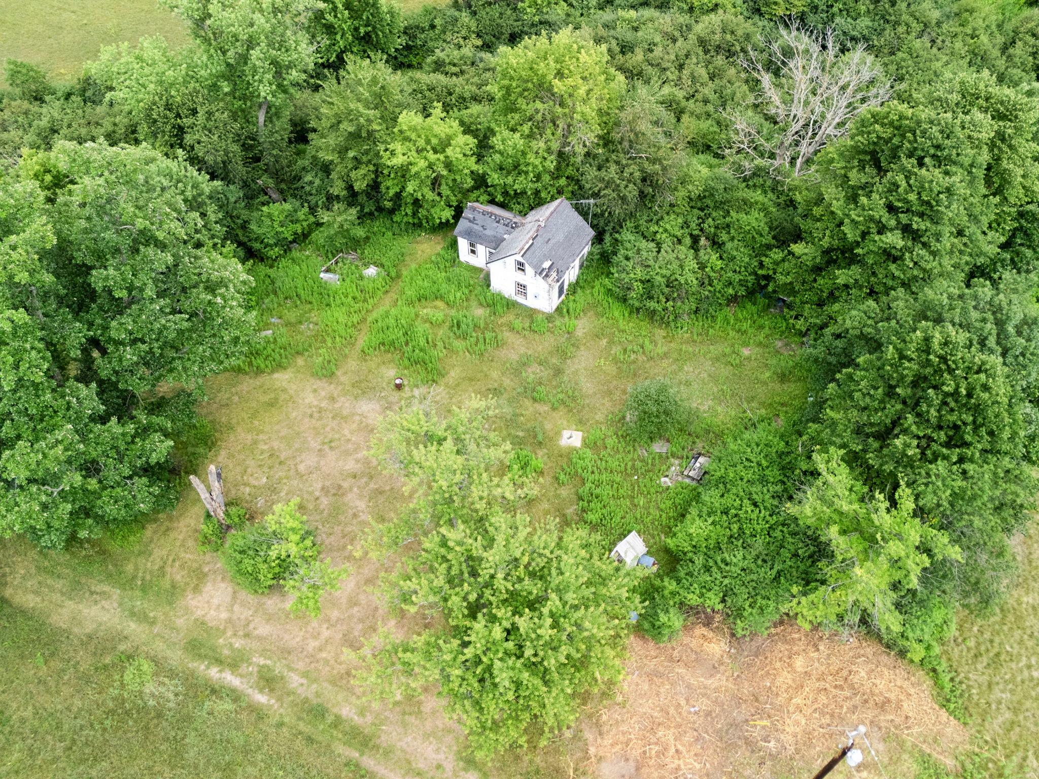 1587 270th Avenue Property Photo 9