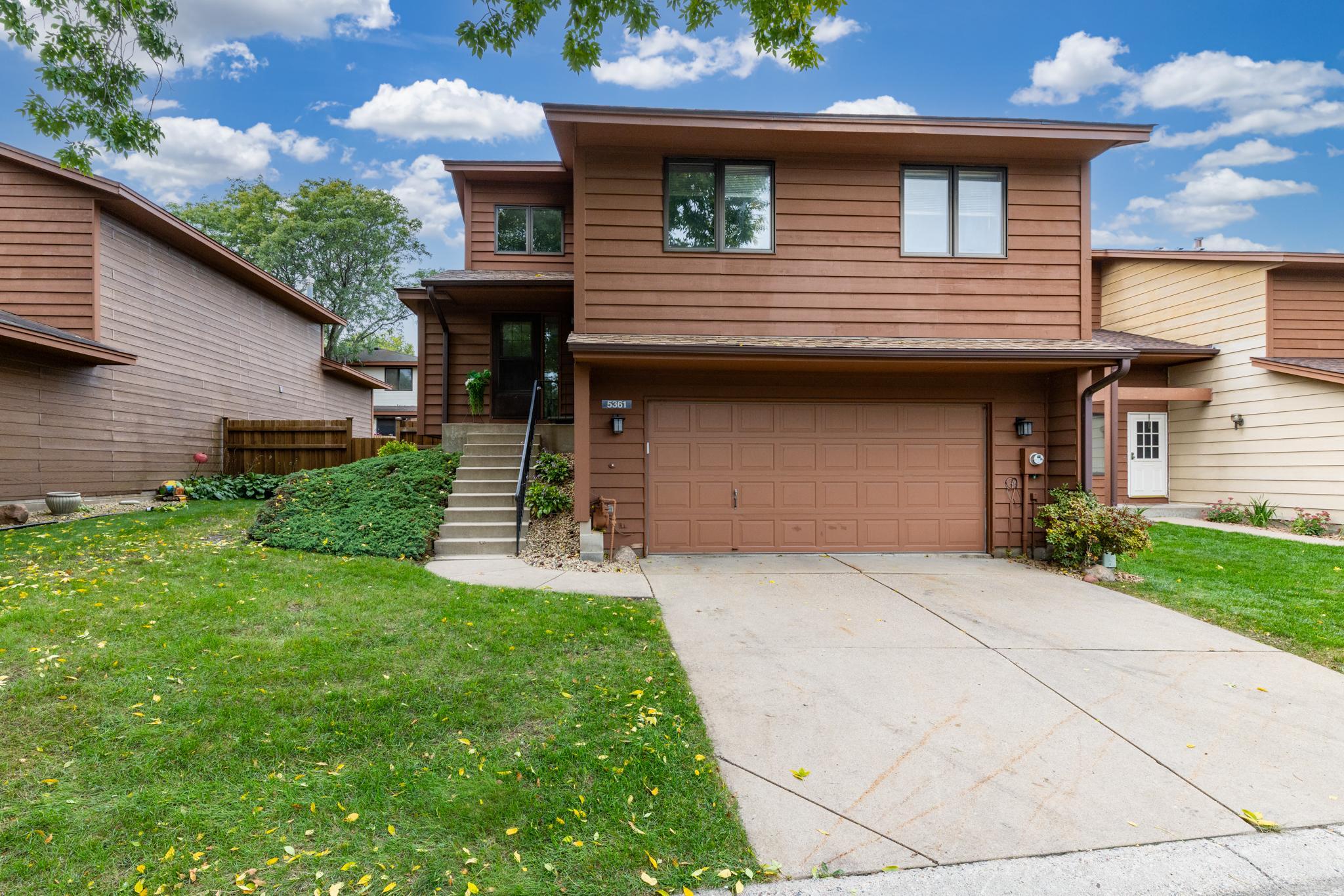 5361 Emerald Way Property Photo 1