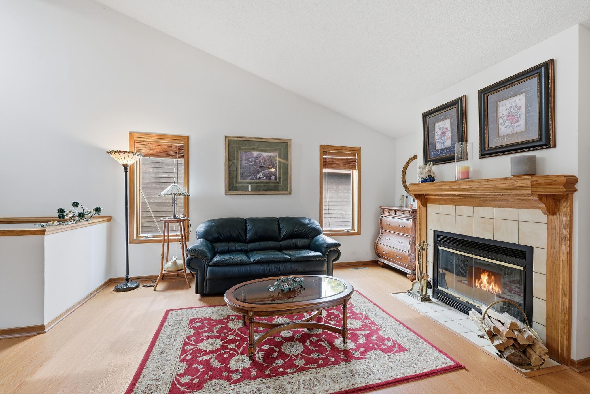 5361 Emerald Way Property Photo 5
