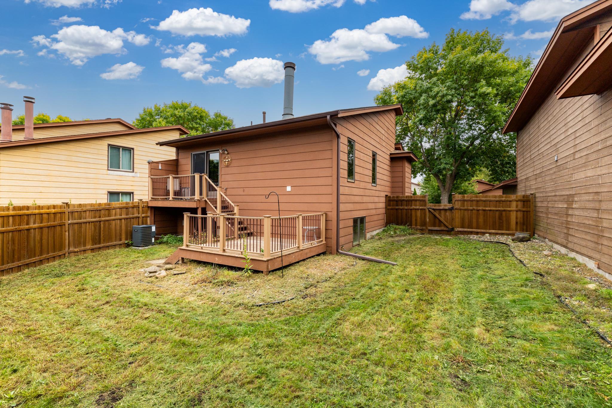 5361 Emerald Way Property Photo 23