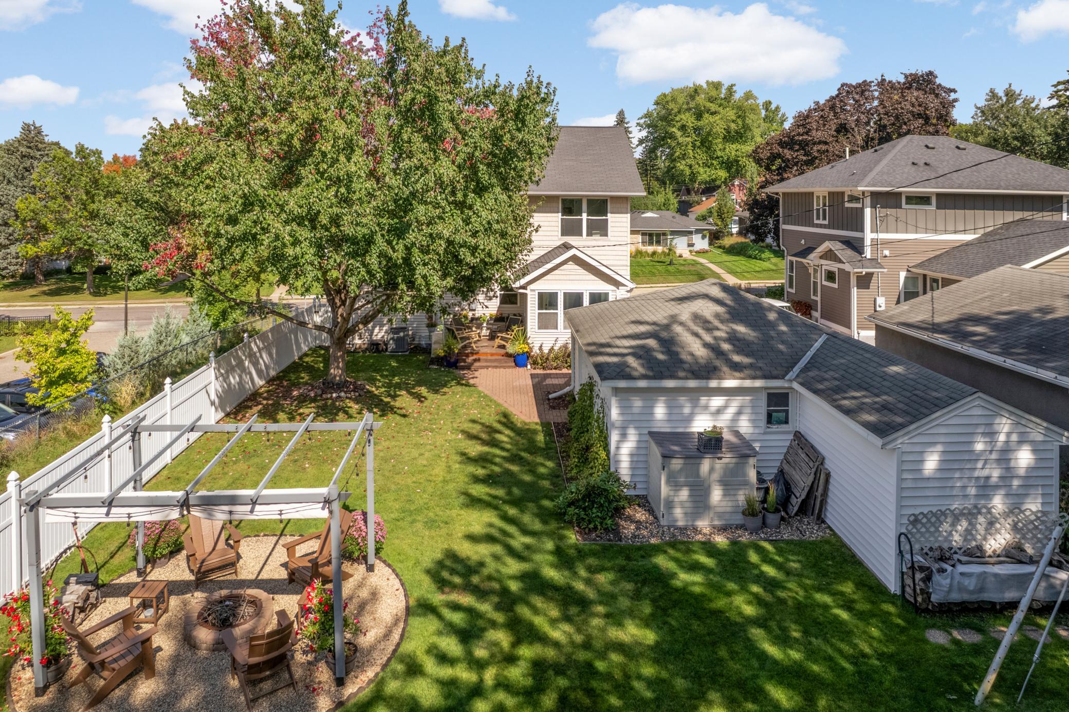 1636 Saunders Avenue Property Photo 3