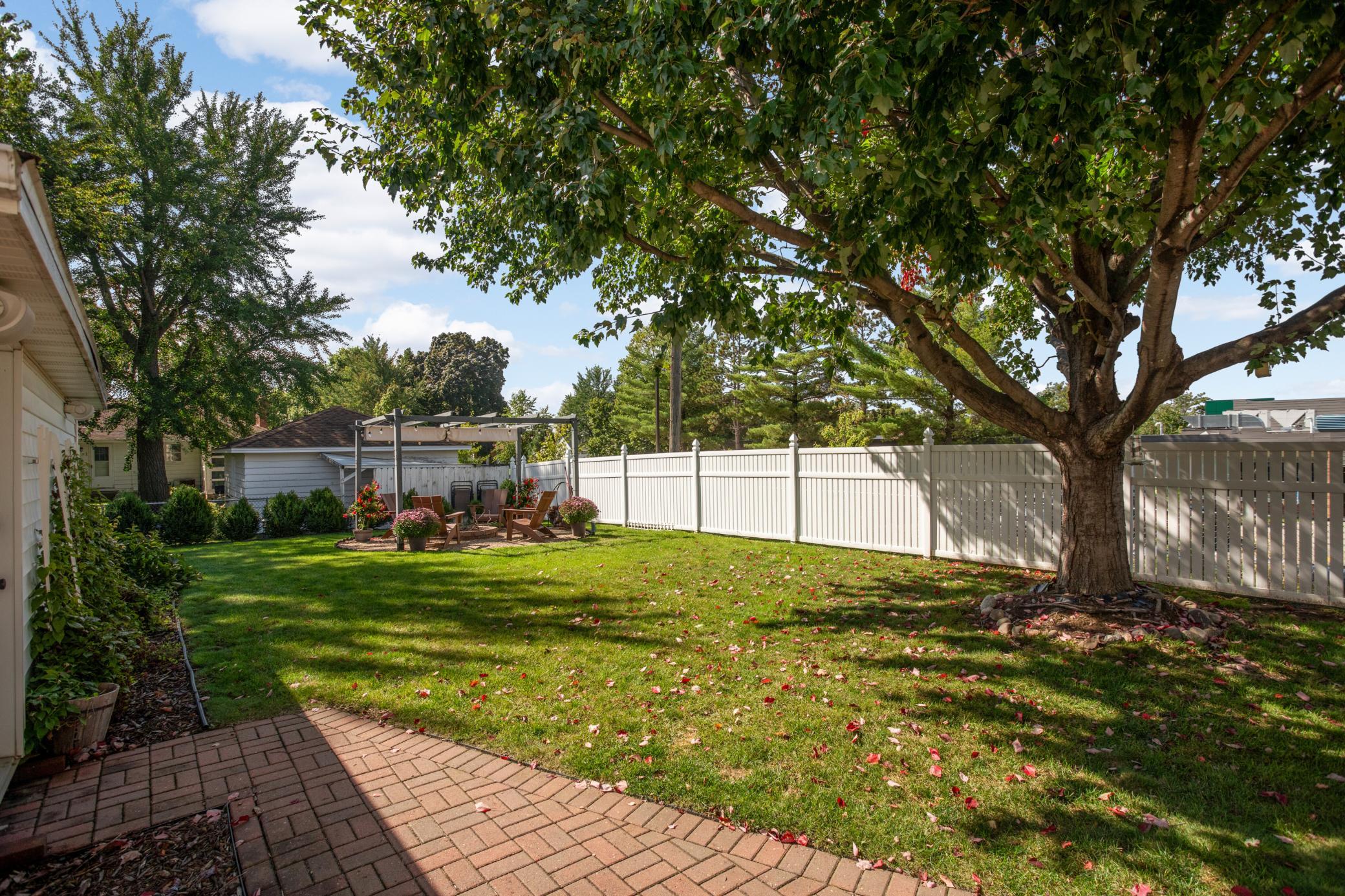 1636 Saunders Avenue Property Photo 30