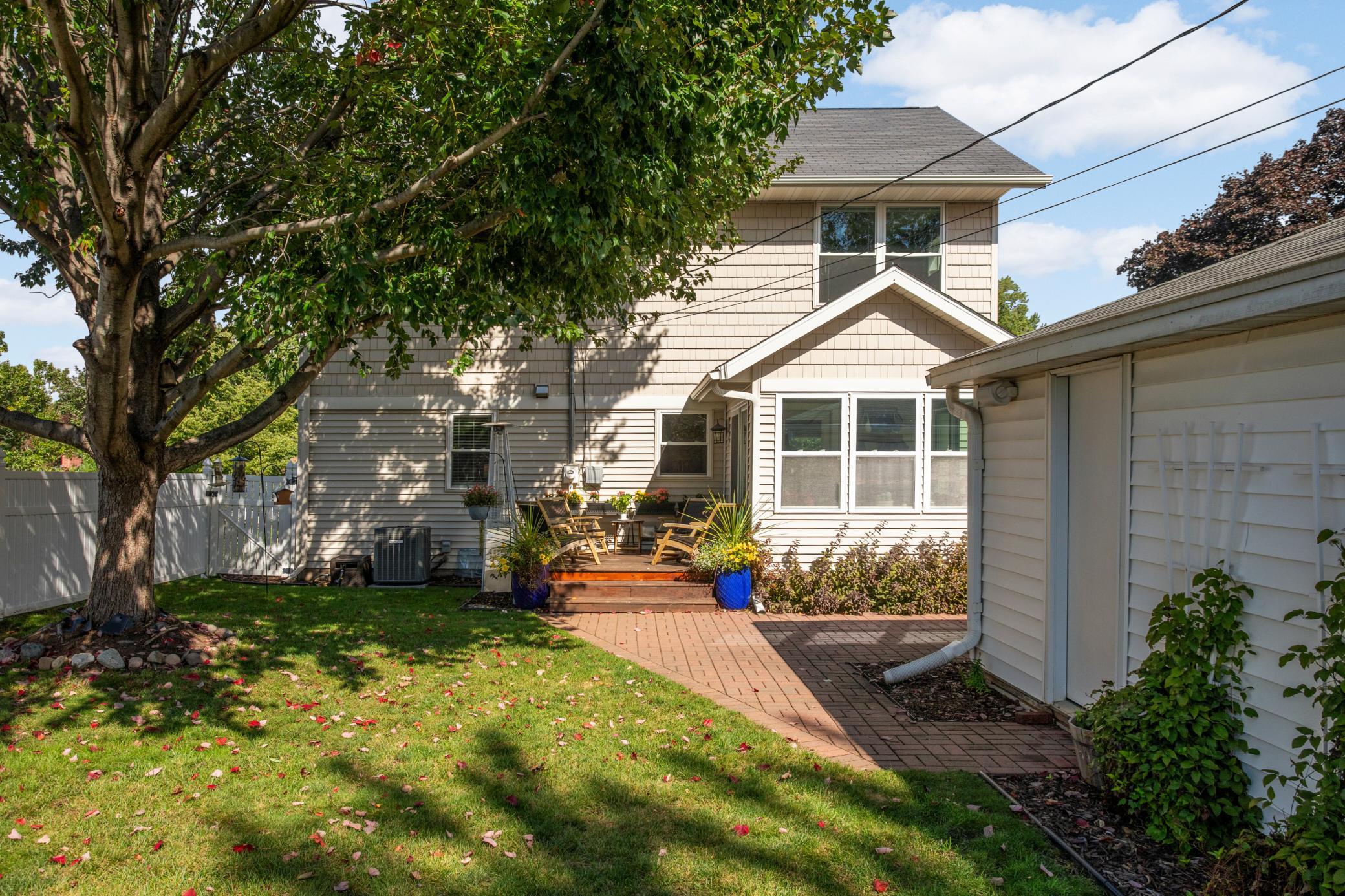 1636 Saunders Avenue Property Photo 32