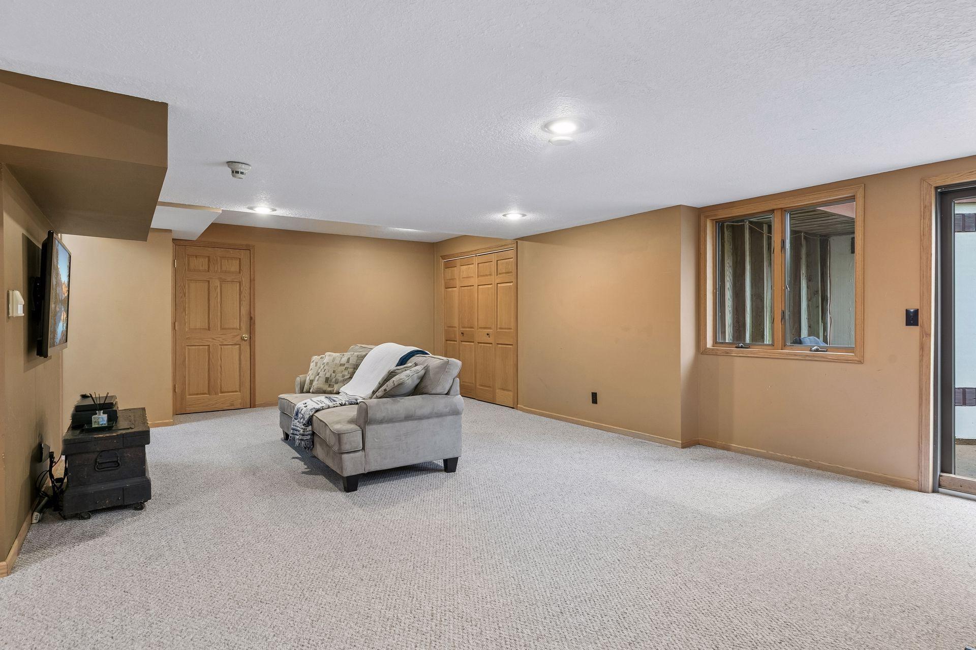 230 Plainview Drive Property Photo 28