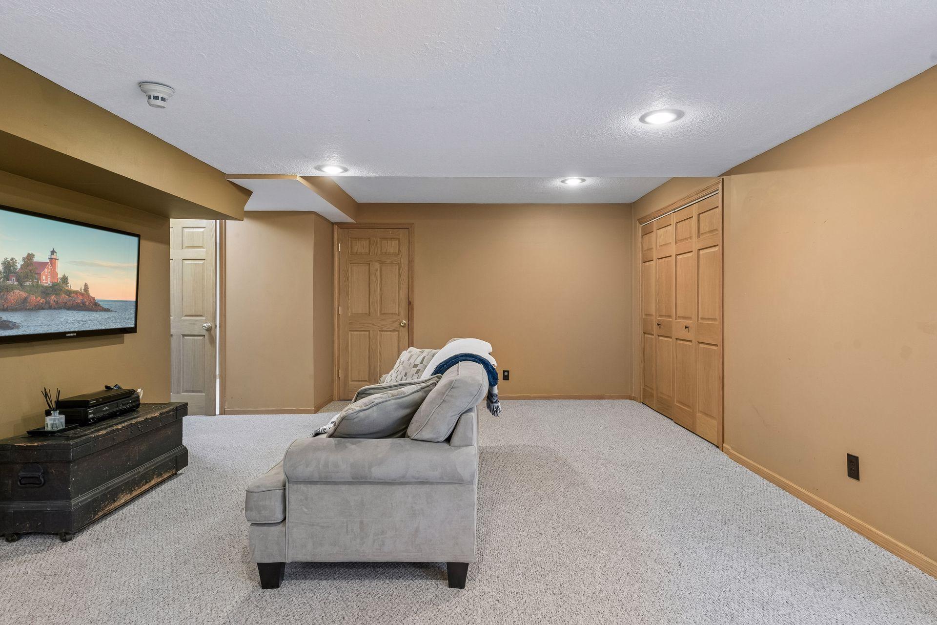 230 Plainview Drive Property Photo 29