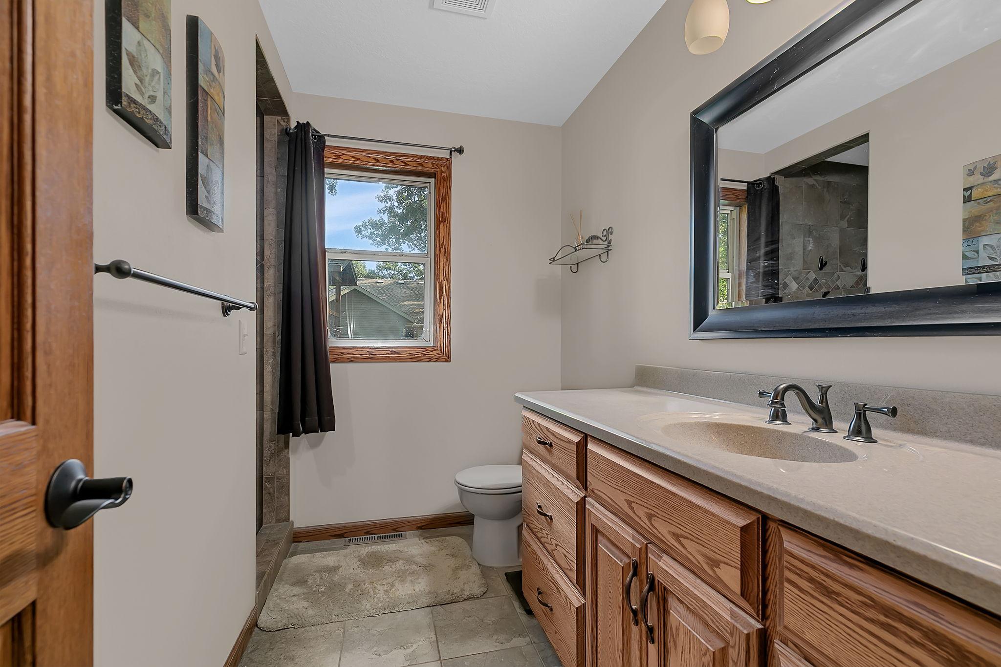 8555 1st Avenue Ne Property Photo 19