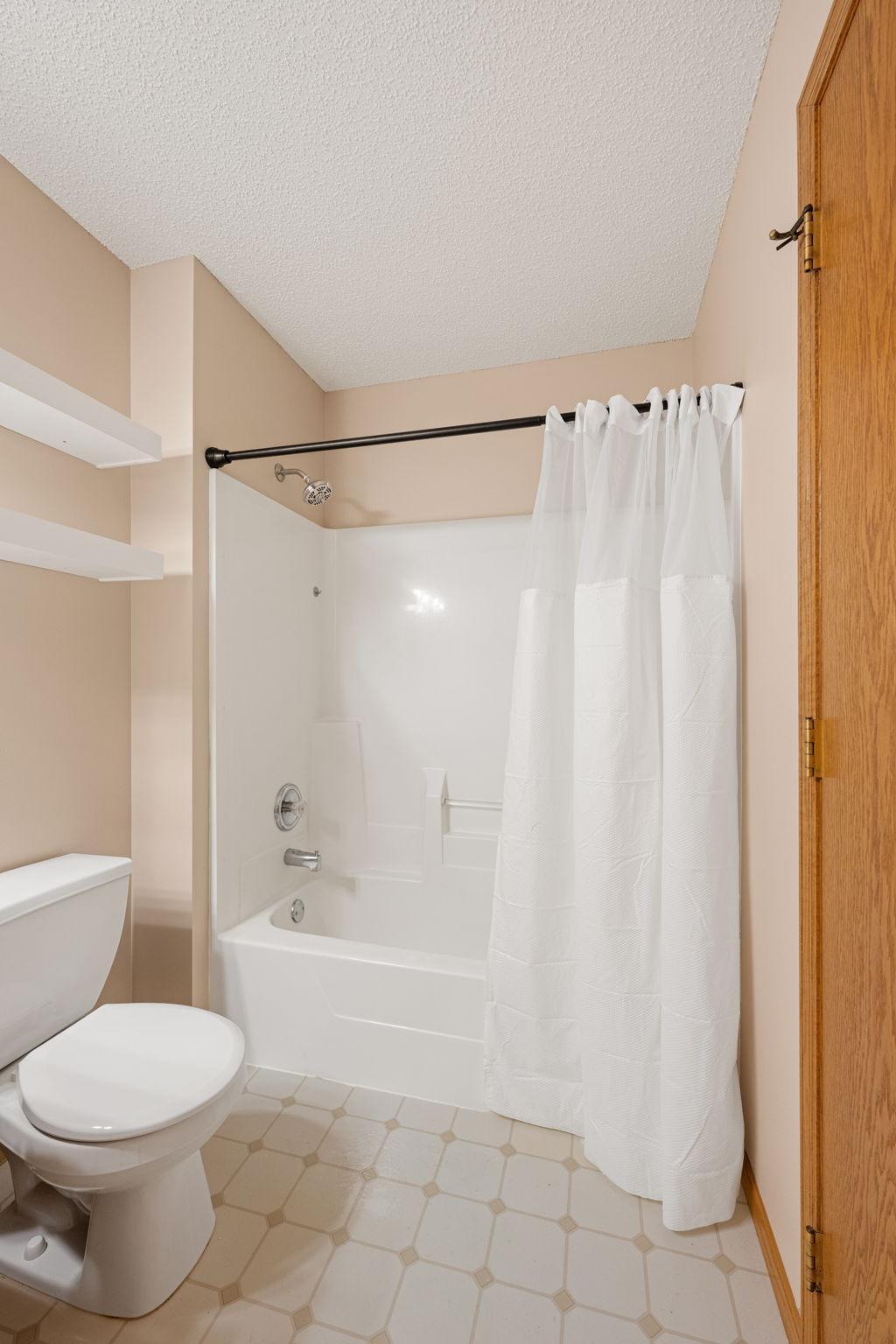 1264 Island Drive Property Photo 38