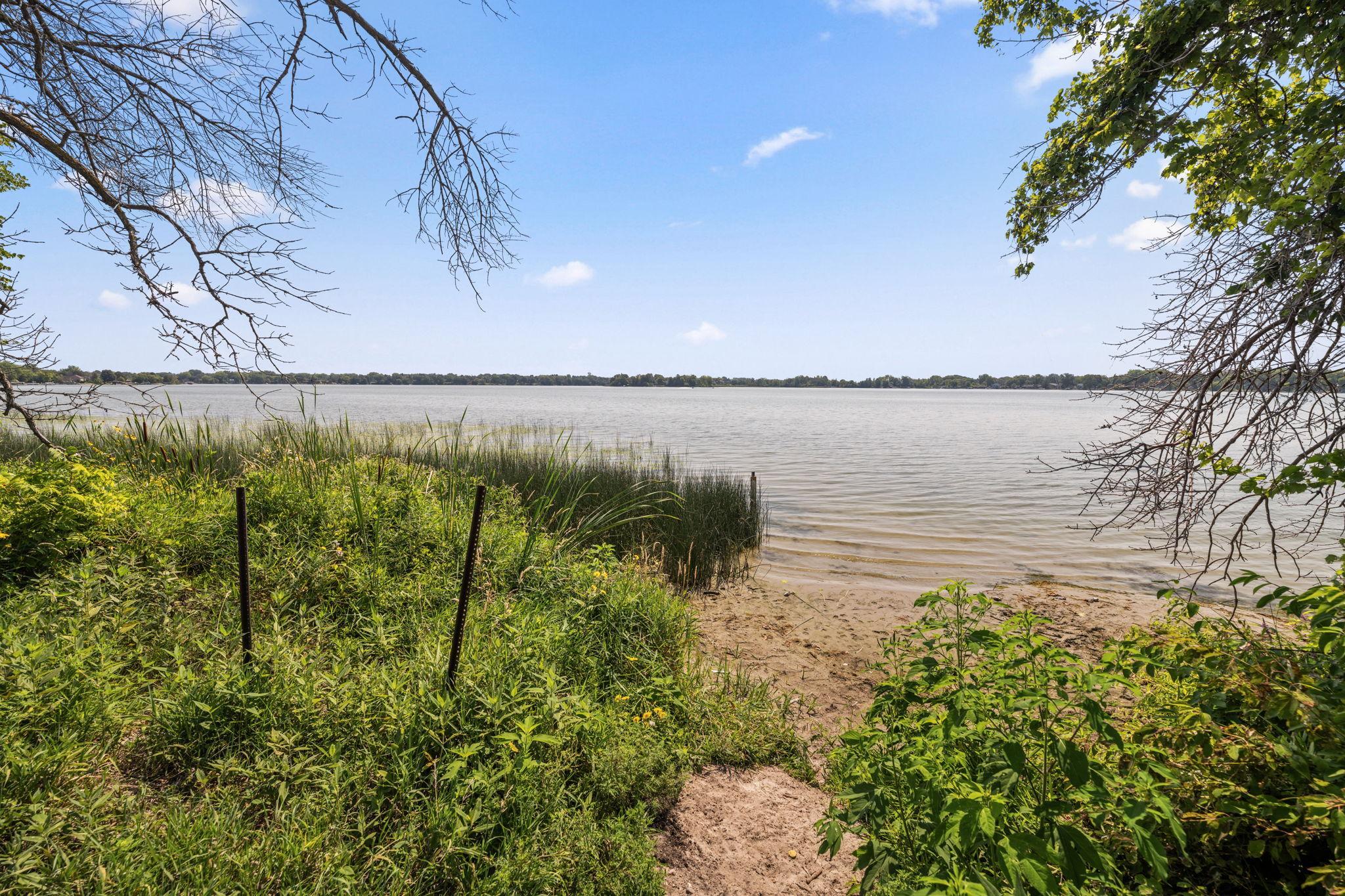 1264 Island Drive Property Photo 48